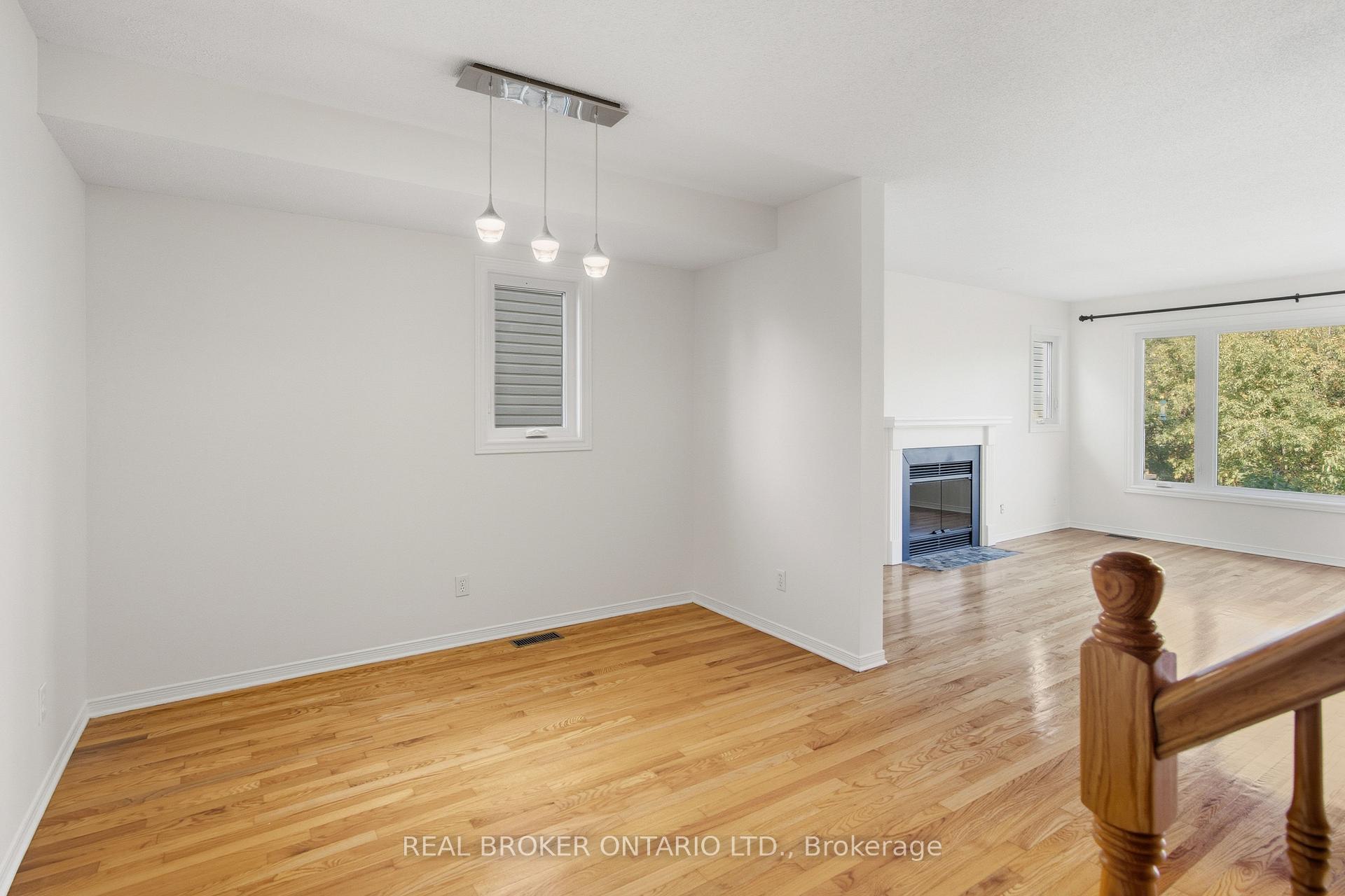 Photo 8 of 73 Banchory Crescent, Ottawa, Kanata - Morgan's Grant/South March — HOMEH