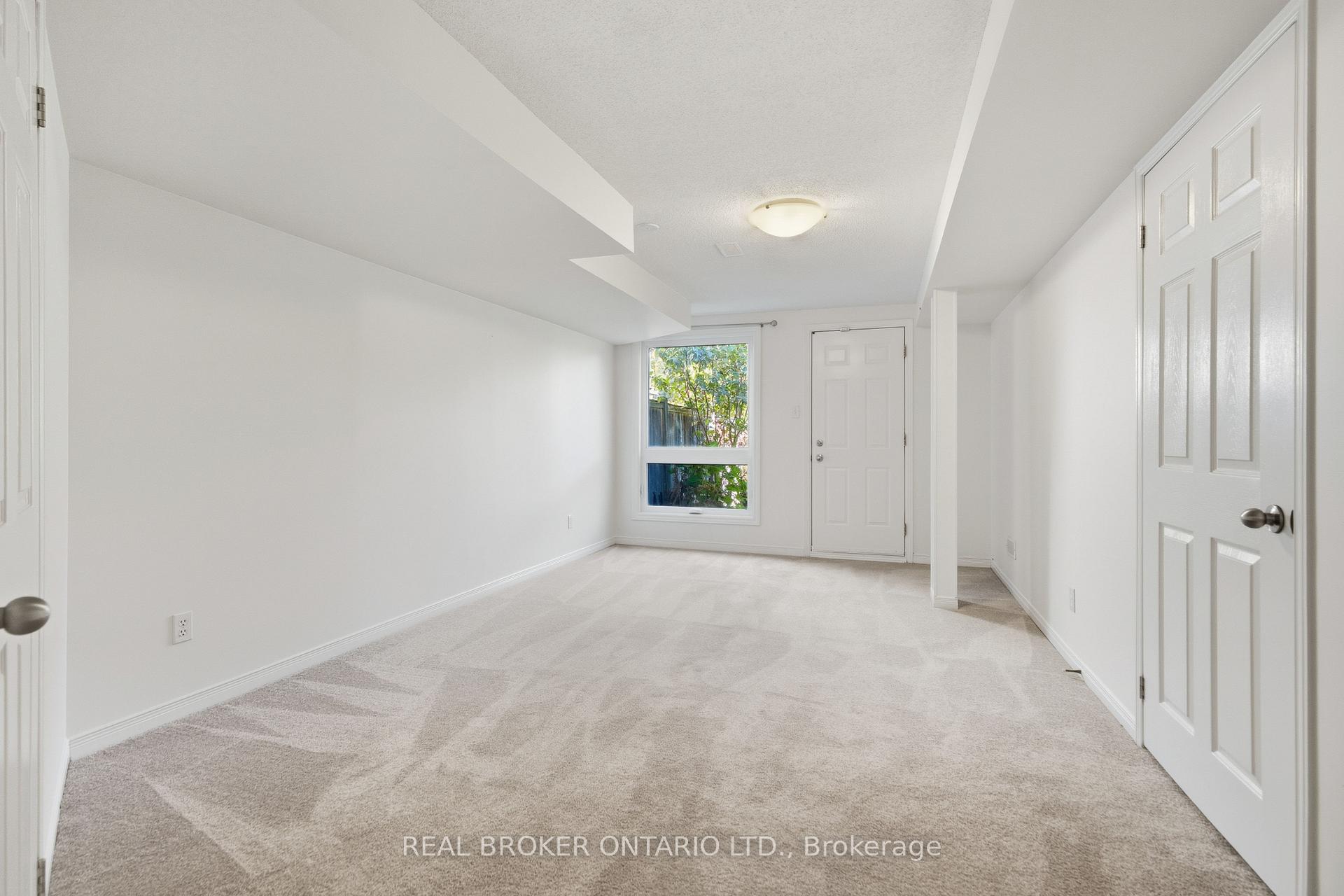 Photo 22 of 73 Banchory Crescent, Ottawa, Kanata - Morgan's Grant/South March — HOMEH
