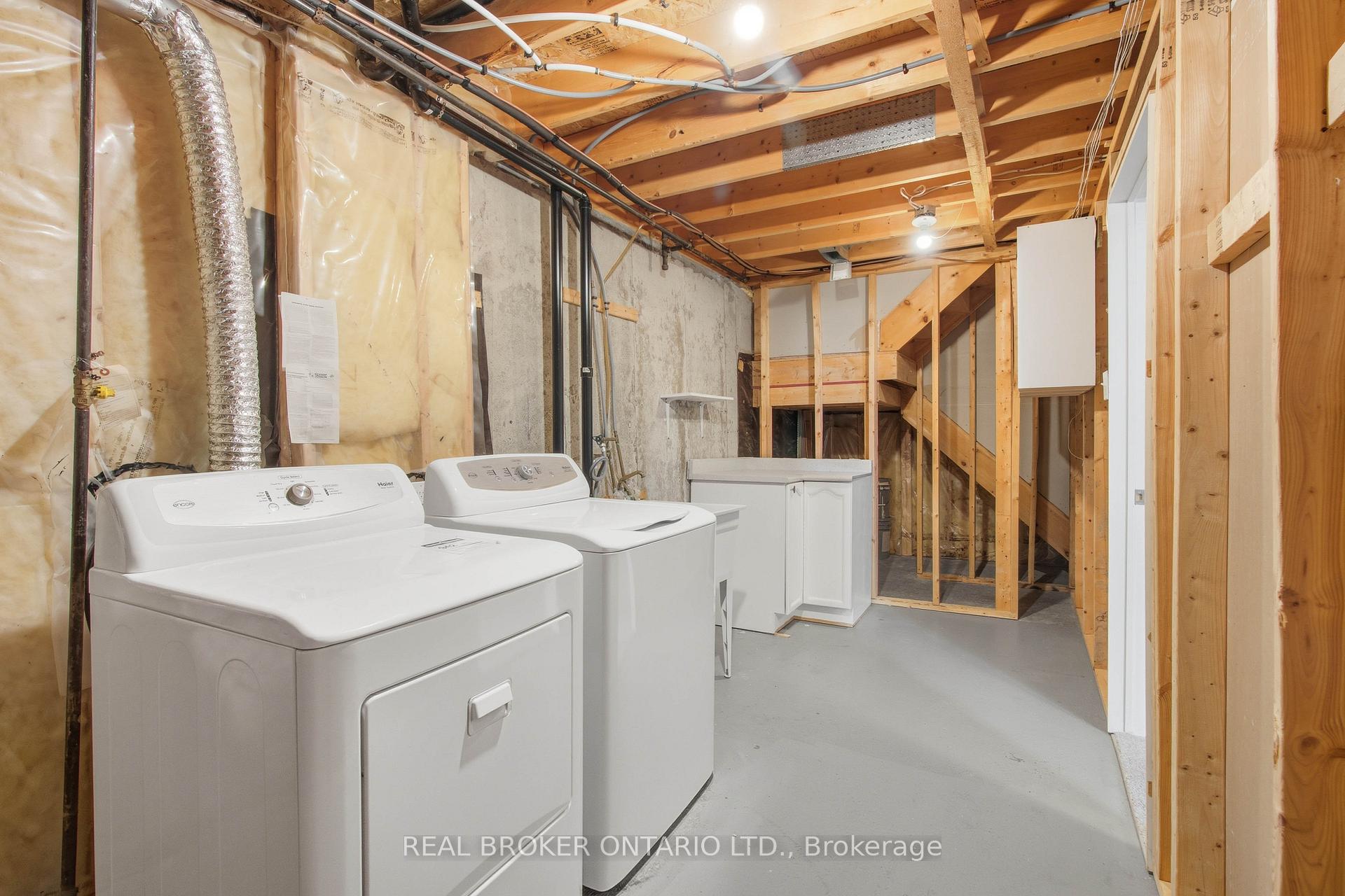 Photo 24 of 73 Banchory Crescent, Ottawa, Kanata - Morgan's Grant/South March — HOMEH