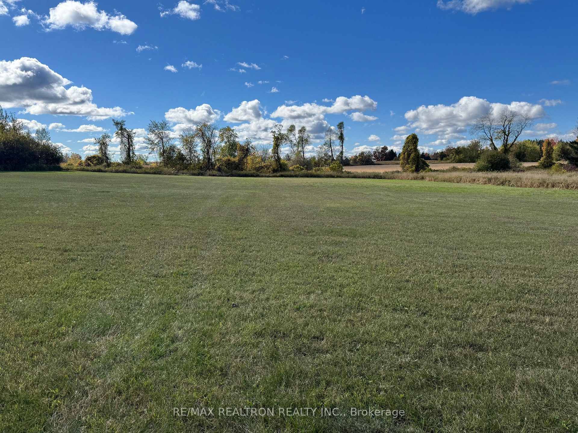 Photo 6 of 5096 Yonge Street, Innisfil, Rural Innisfil — HOMEH