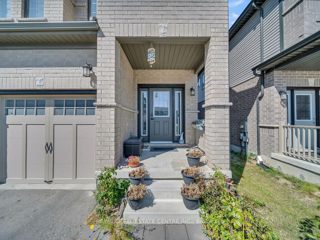 Photo 6 of 130 Tartan Avenue, Kitchener — HOMEH