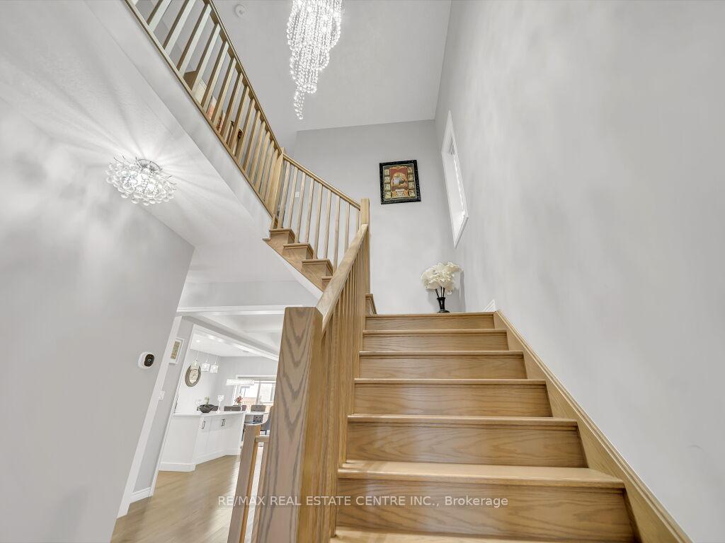 Photo 24 of 130 Tartan Avenue, Kitchener — HOMEH