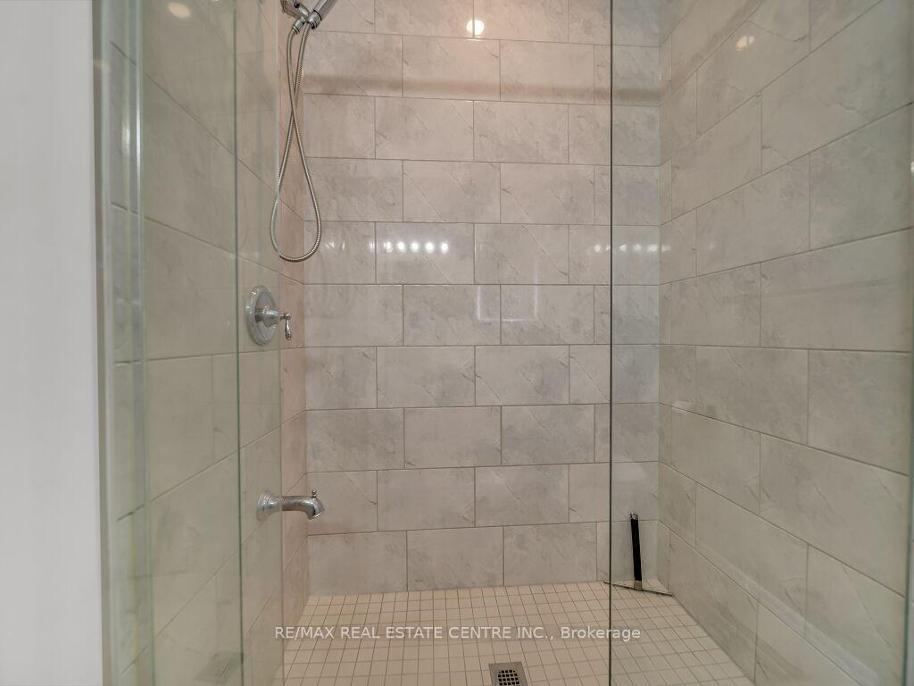 Photo 36 of 130 Tartan Avenue, Kitchener — HOMEH