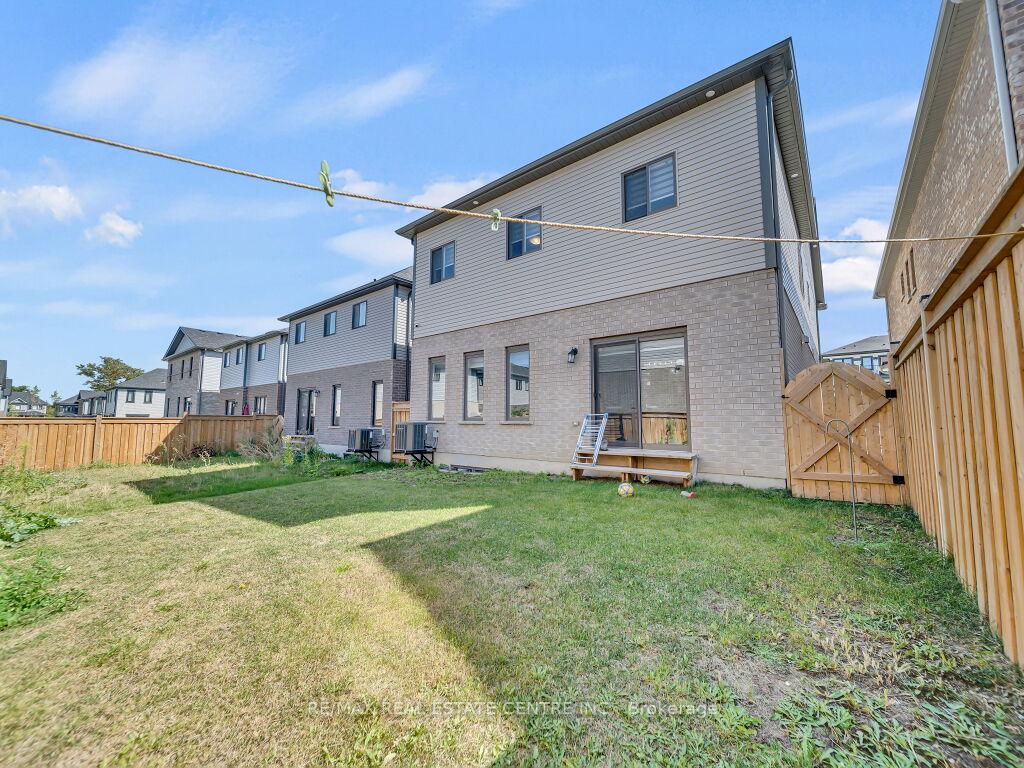 Photo 43 of 130 Tartan Avenue, Kitchener — HOMEH