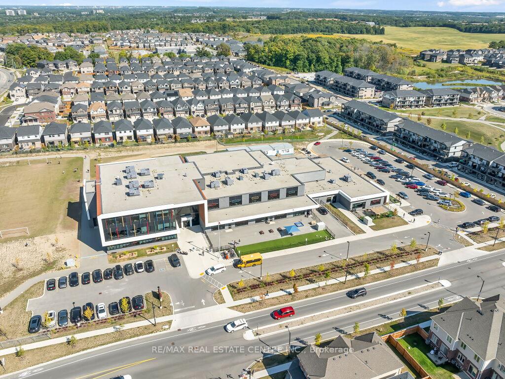 Photo 46 of 130 Tartan Avenue, Kitchener — HOMEH