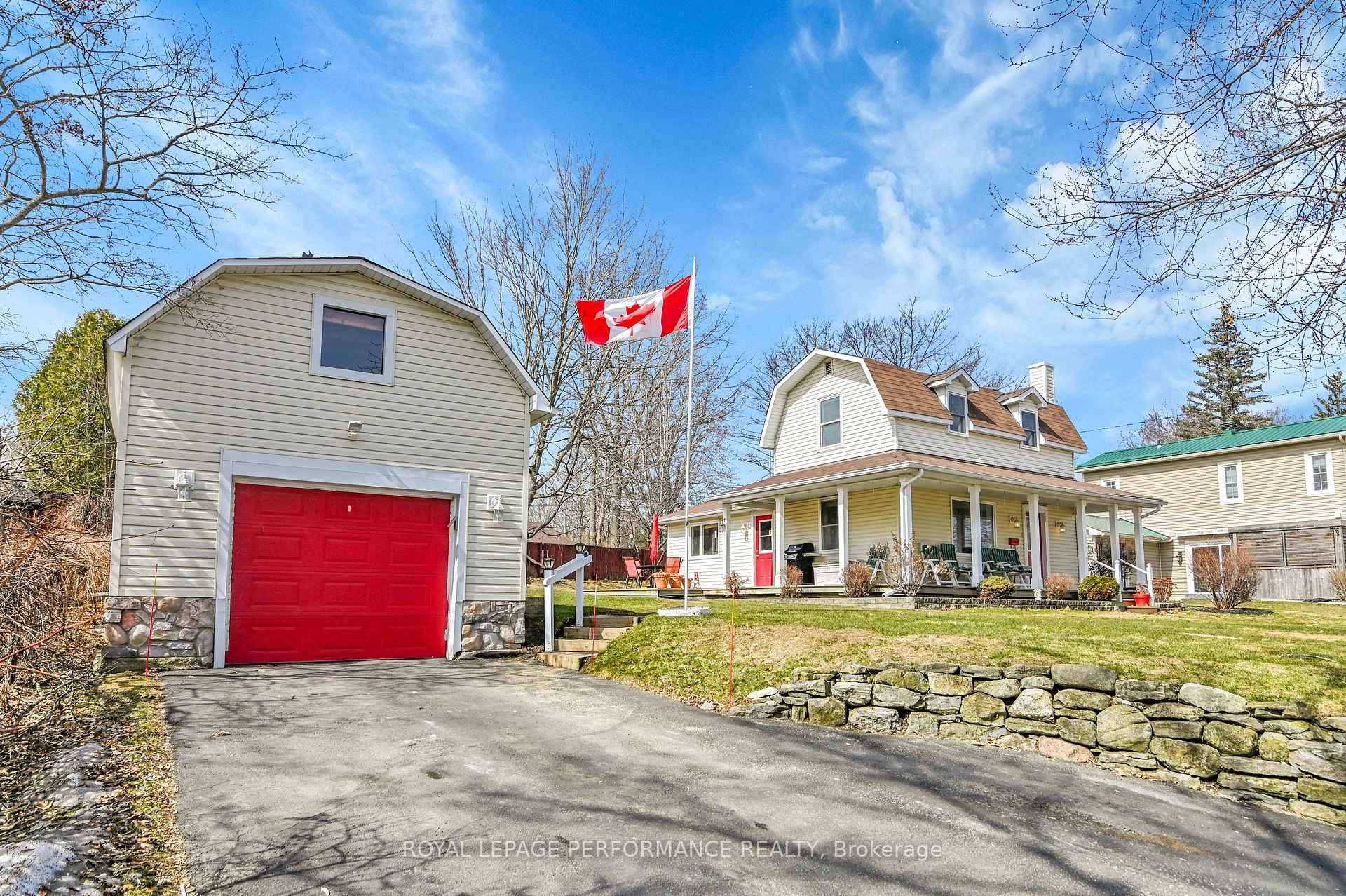 Photo 3 of 6728 Waterloo Street, Ottawa, Kars — HOMEH