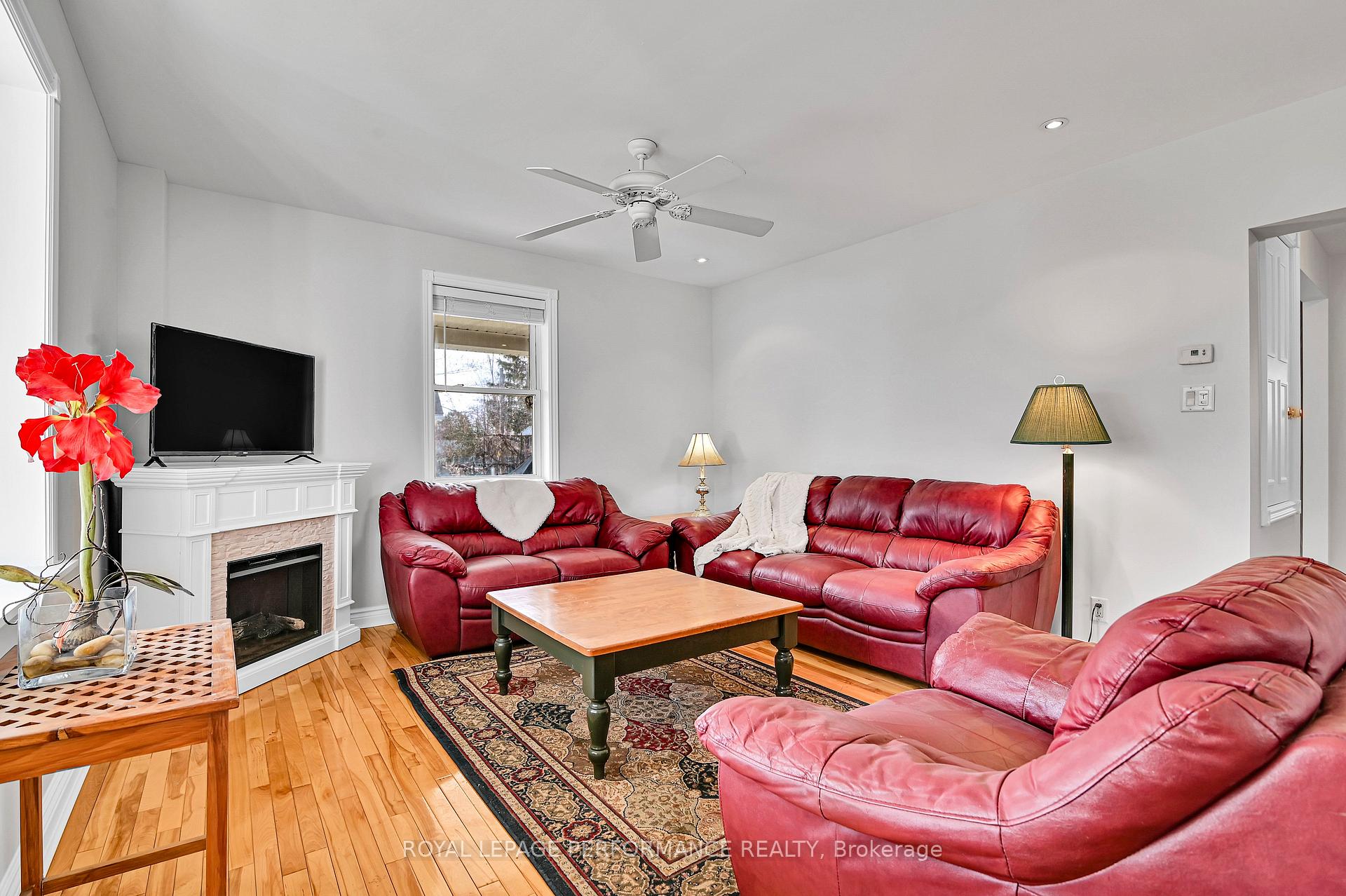 Photo 11 of 6728 Waterloo Street, Ottawa, Kars — HOMEH