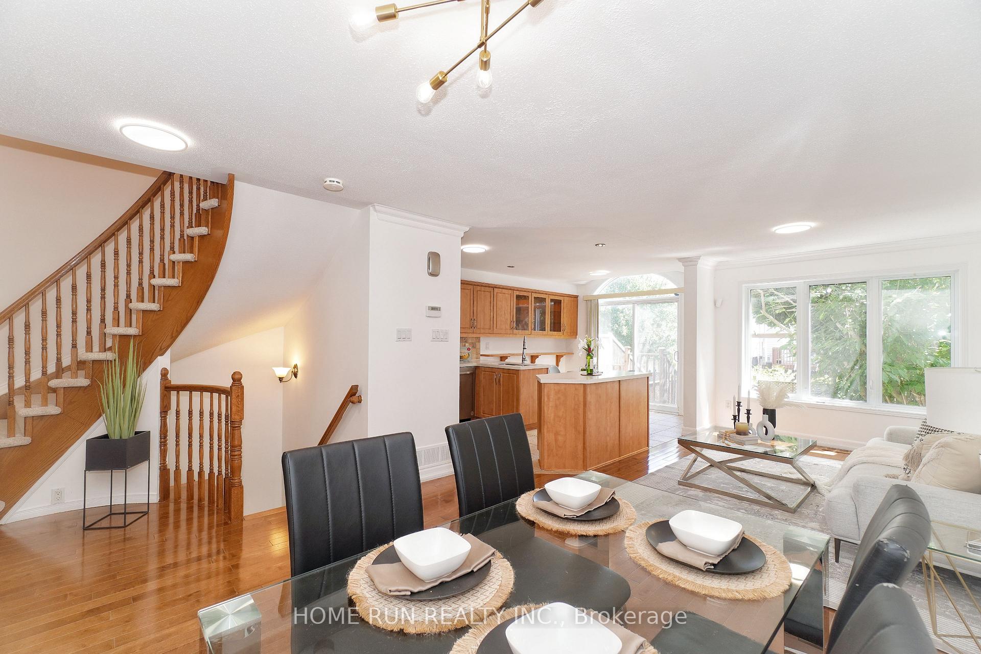 Photo 5 of 45 Scampton Drive, Ottawa, Kanata - Morgan's Grant/South March — HOMEH