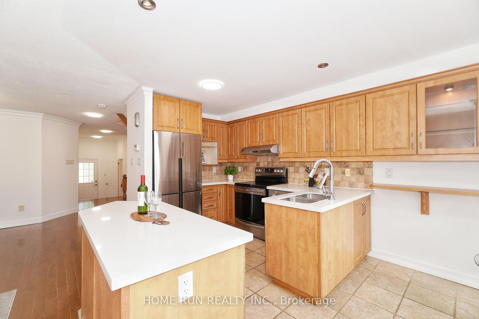 Photo 16 of 45 Scampton Drive, Ottawa, Kanata - Morgan's Grant/South March — HOMEH