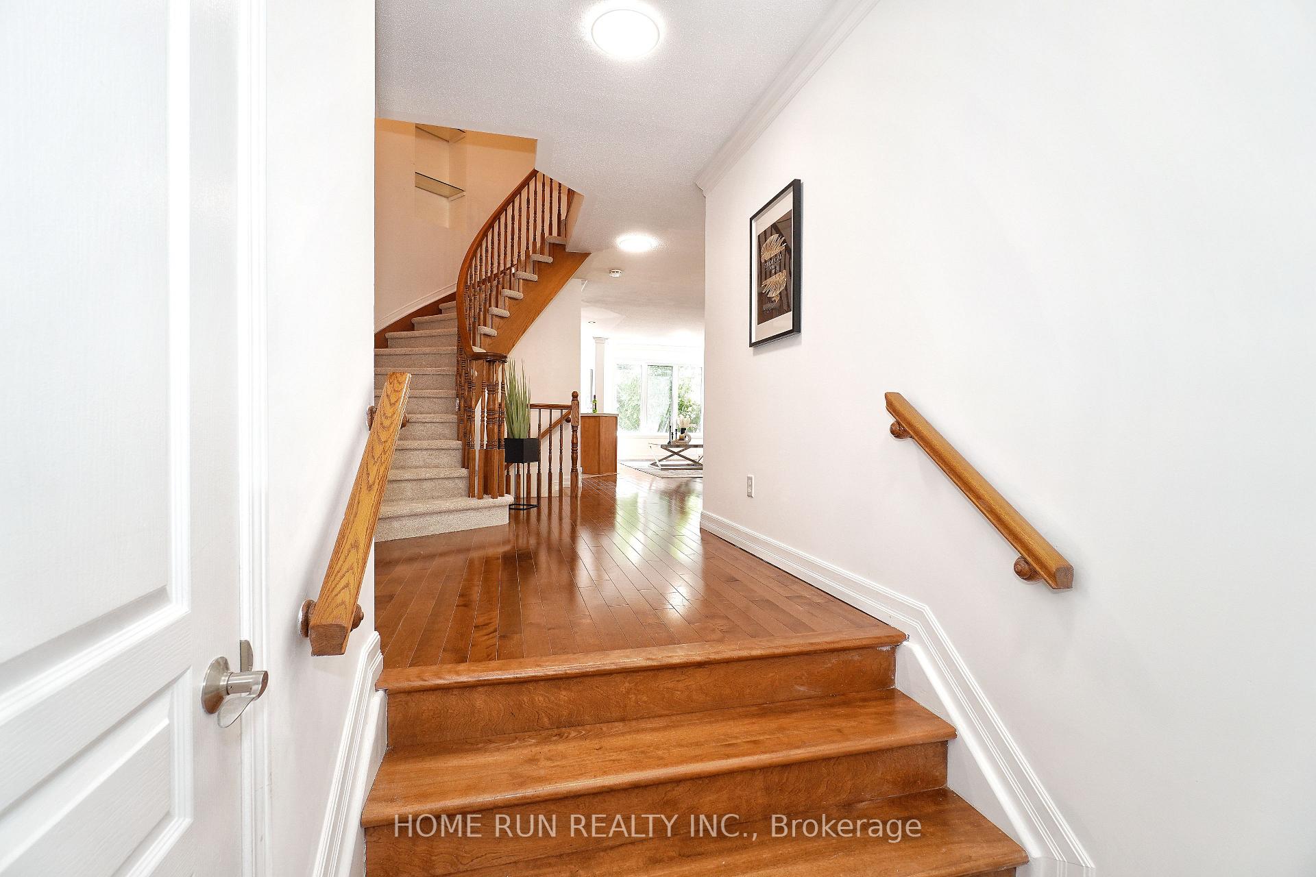 Photo 22 of 45 Scampton Drive, Ottawa, Kanata - Morgan's Grant/South March — HOMEH