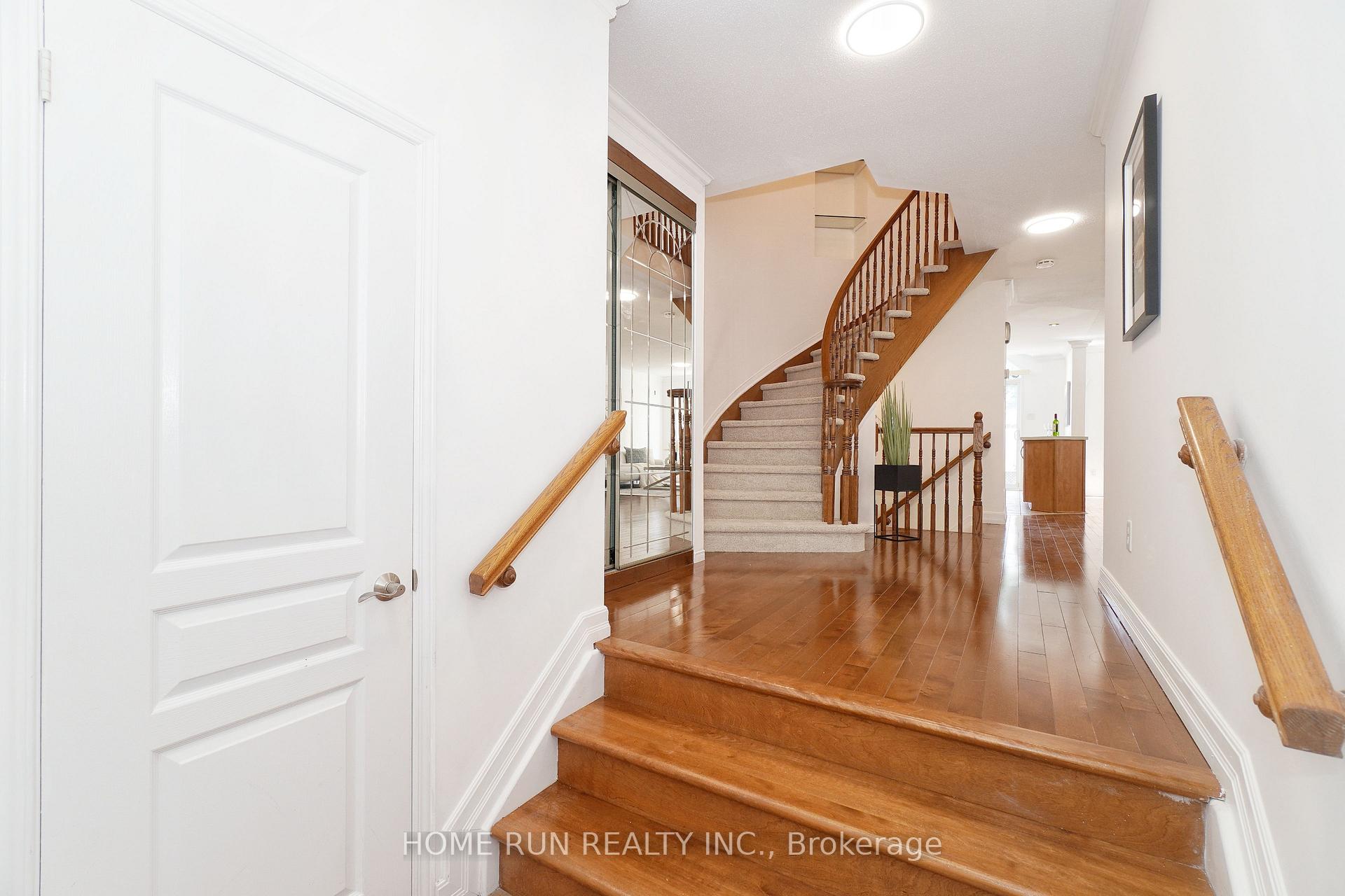 Photo 23 of 45 Scampton Drive, Ottawa, Kanata - Morgan's Grant/South March — HOMEH