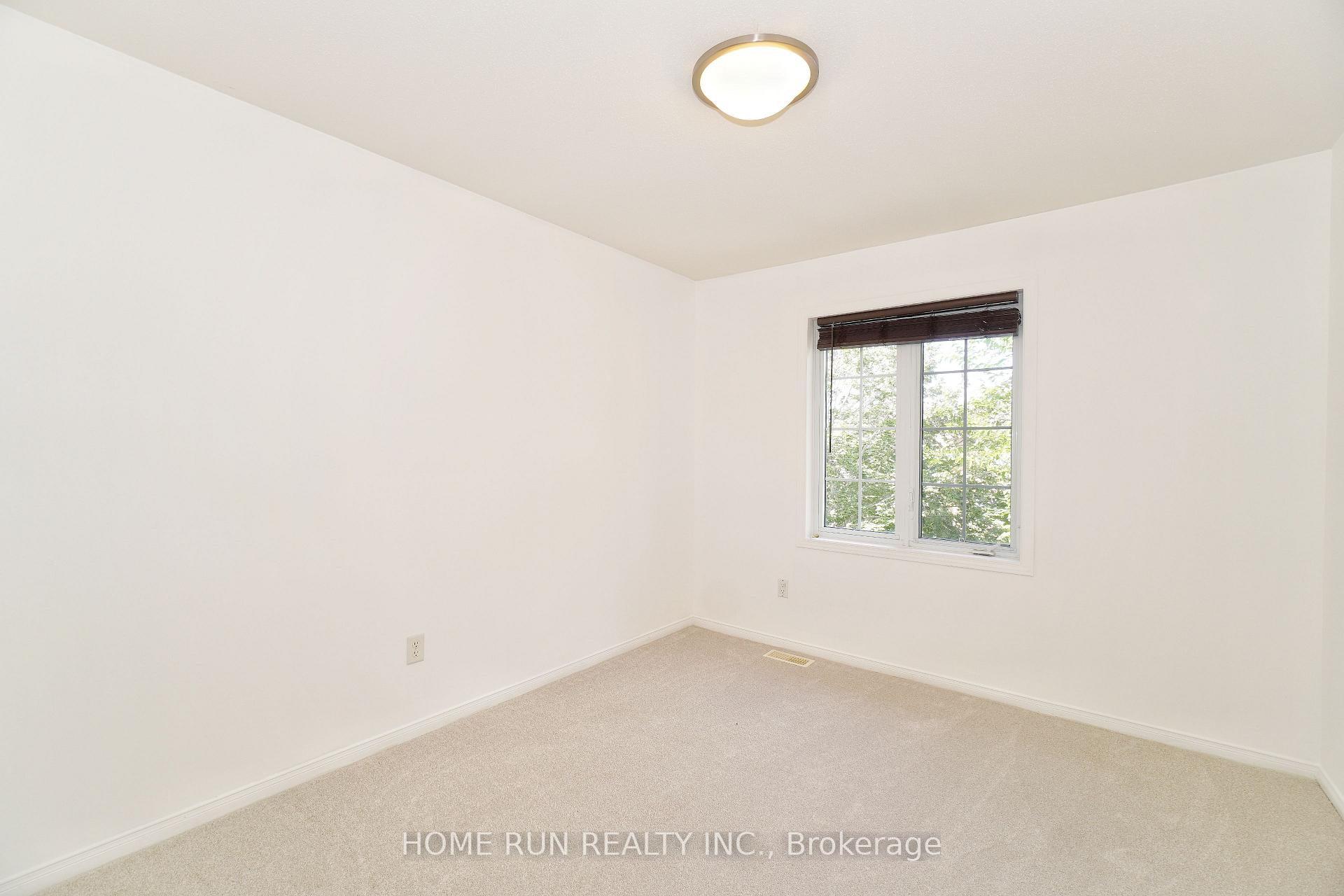 Photo 31 of 45 Scampton Drive, Ottawa, Kanata - Morgan's Grant/South March — HOMEH