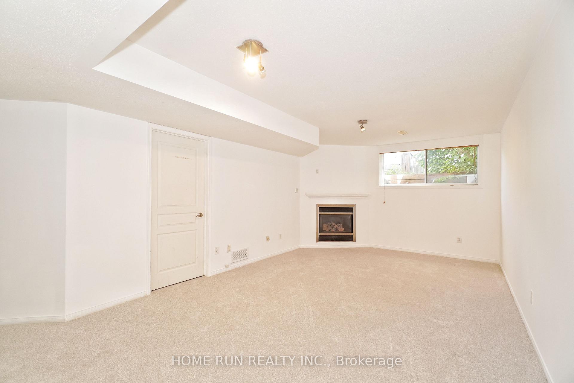 Photo 33 of 45 Scampton Drive, Ottawa, Kanata - Morgan's Grant/South March — HOMEH