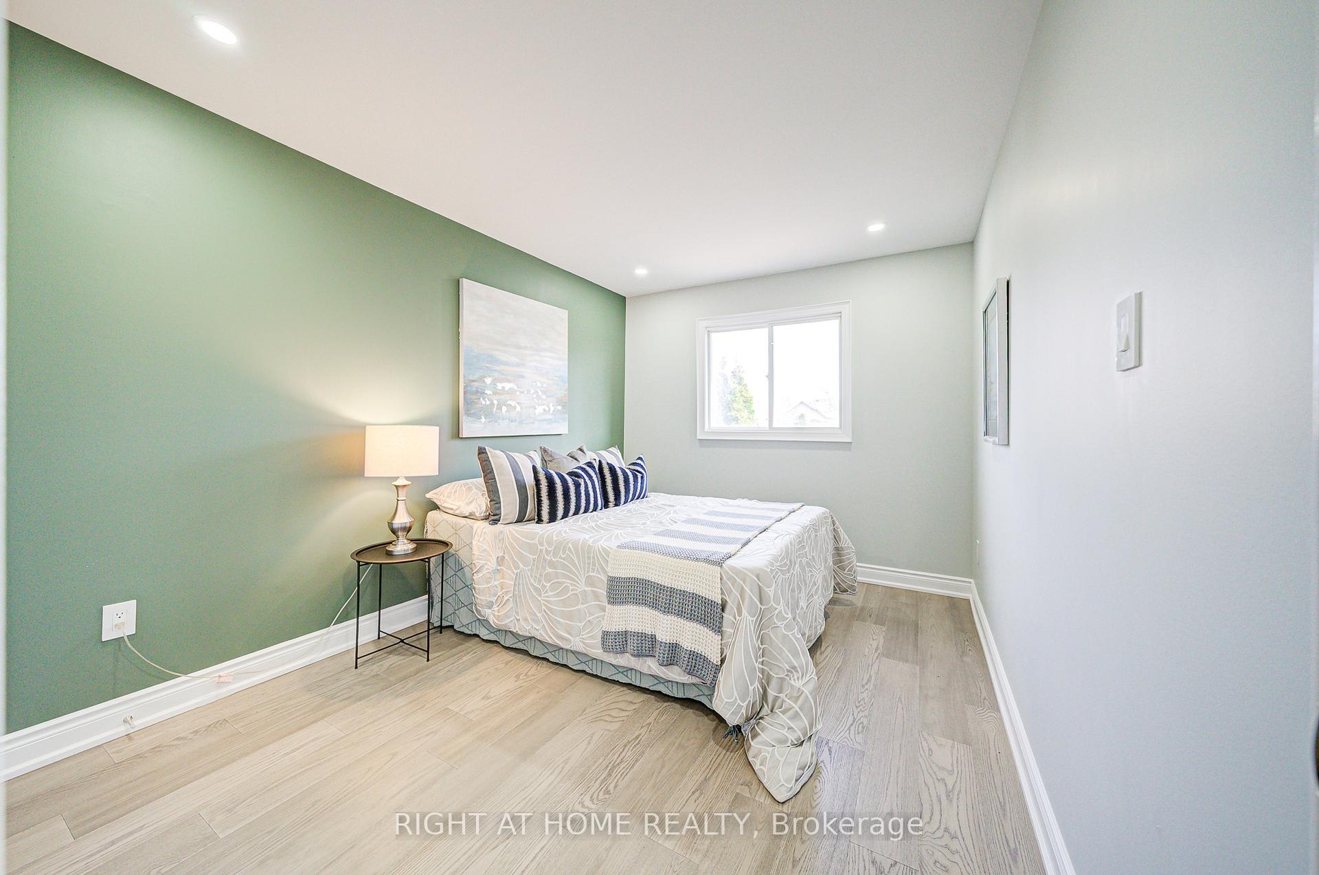 Photo 27 of 165 Trail Ridge Lane, Markham, Berczy — HOMEH