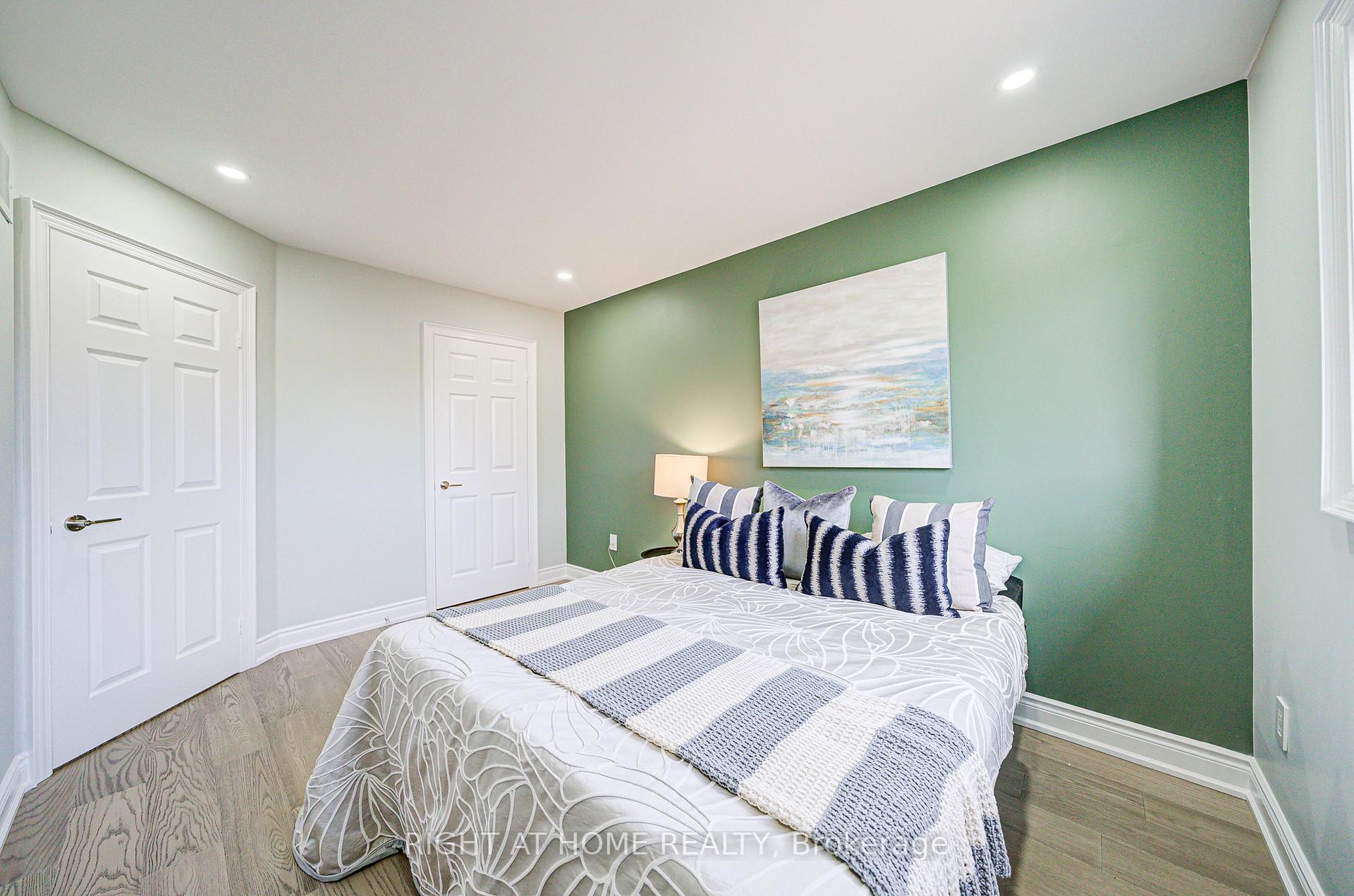 Photo 28 of 165 Trail Ridge Lane, Markham, Berczy — HOMEH