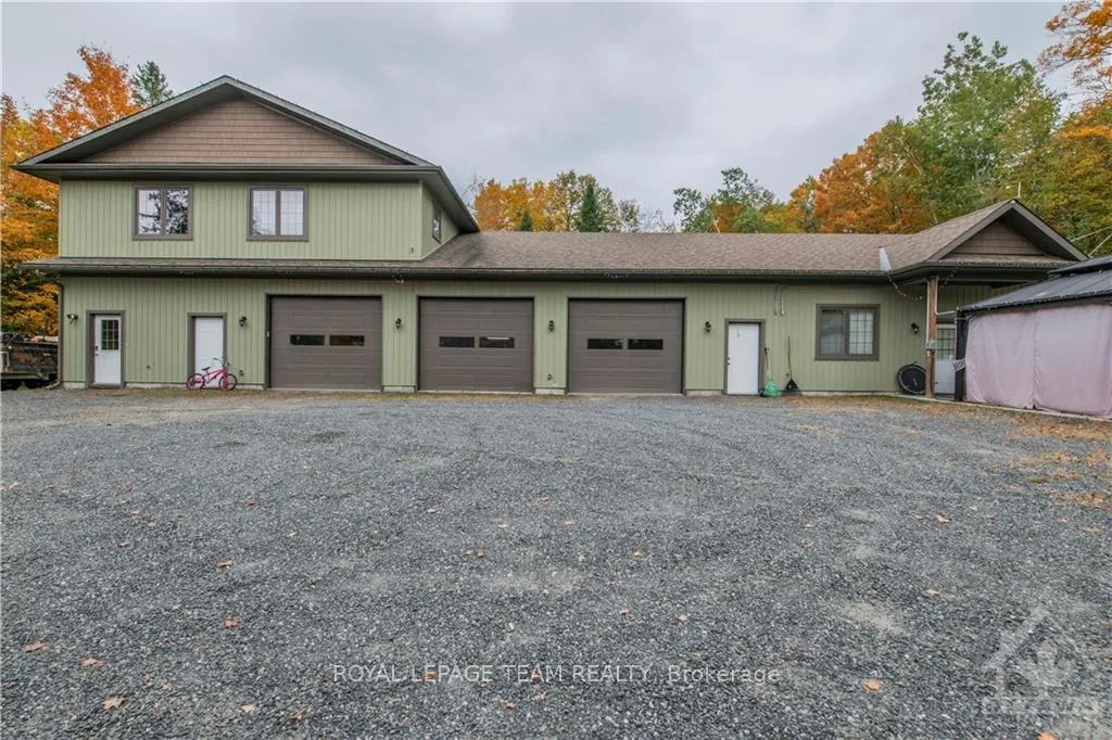 Front of 144 10 CONCESSION Road
