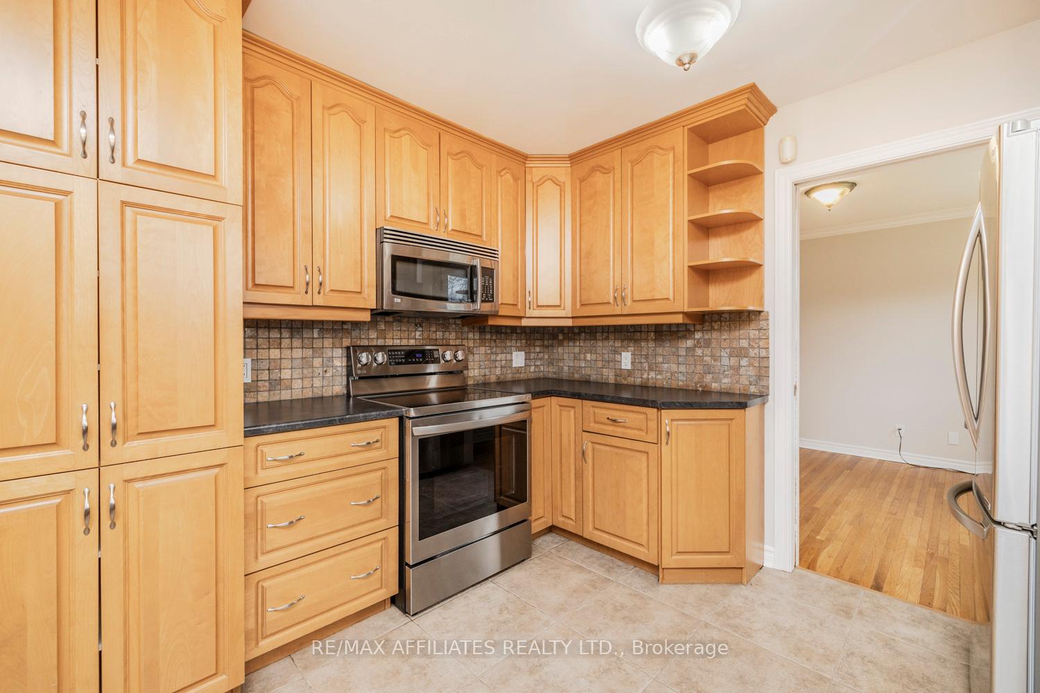 Photo 13 of 5582 Van Vliet Road, Ottawa, Manotick Long Island & Nicholls Island — HOMEH