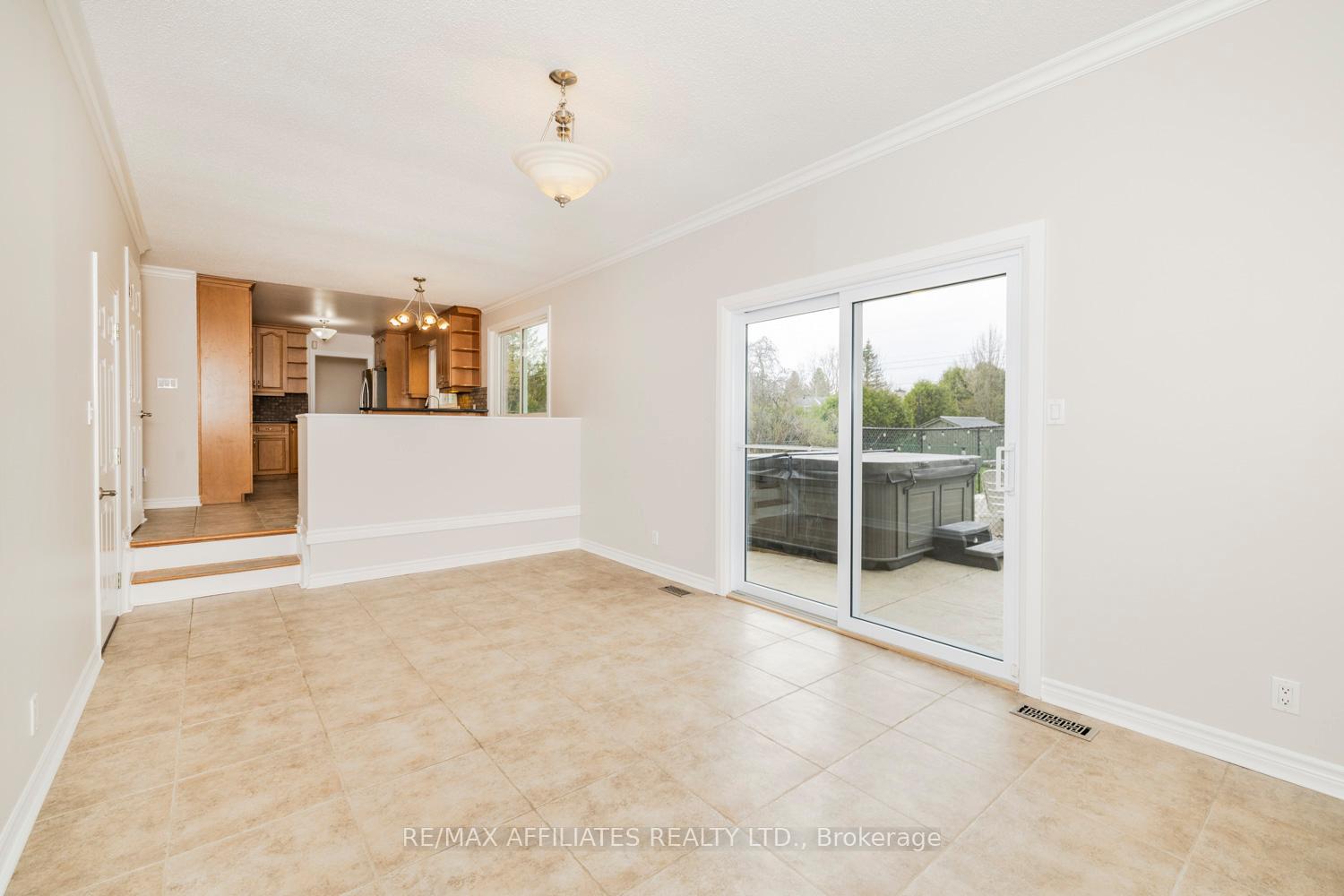Photo 18 of 5582 Van Vliet Road, Ottawa, Manotick Long Island & Nicholls Island — HOMEH