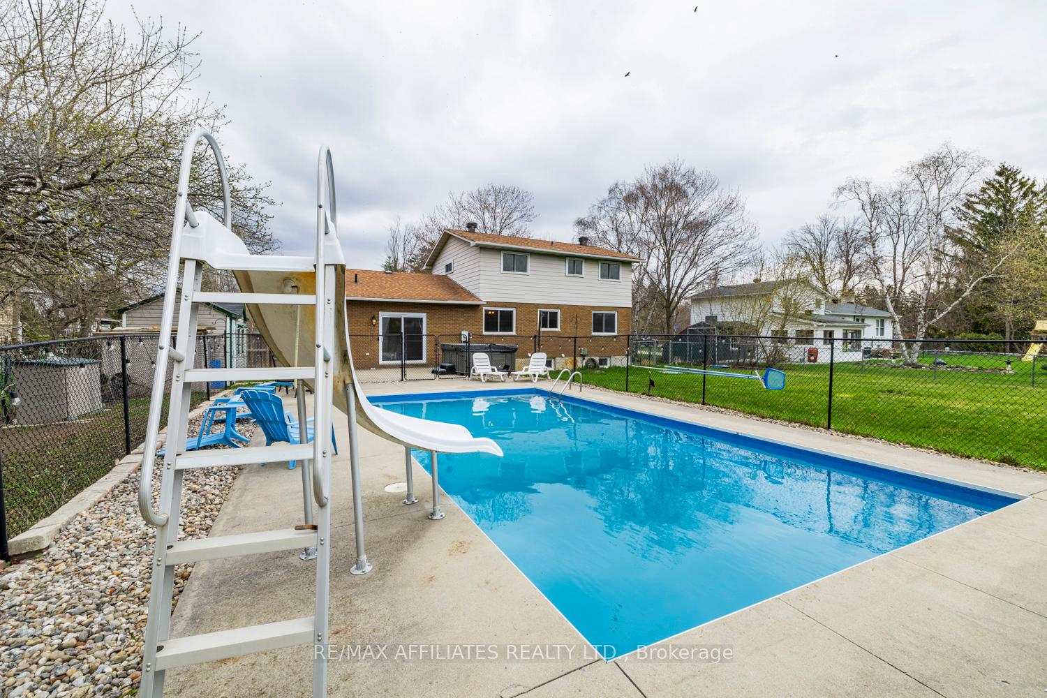 Photo 47 of 5582 Van Vliet Road, Ottawa, Manotick Long Island & Nicholls Island — HOMEH