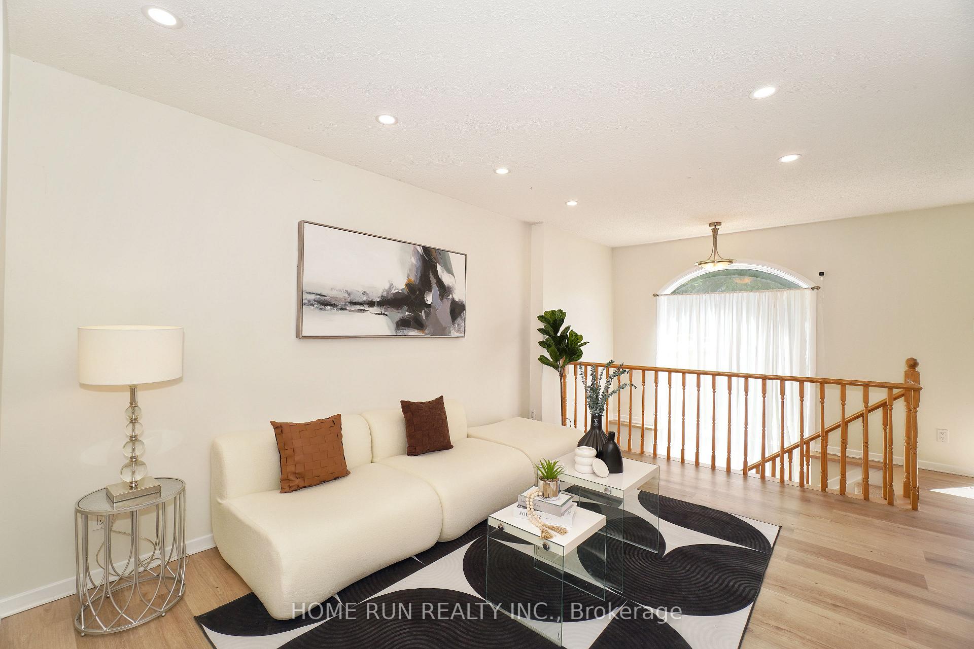 Photo 2 of 112 Cedarock Drive, Ottawa, Kanata - Bridlewood — HOMEH