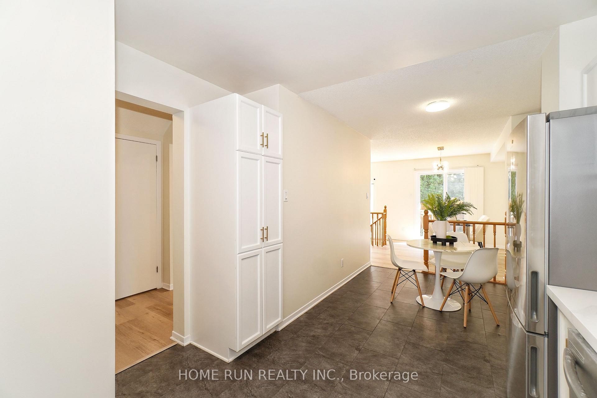 Photo 9 of 112 Cedarock Drive, Ottawa, Kanata - Bridlewood — HOMEH