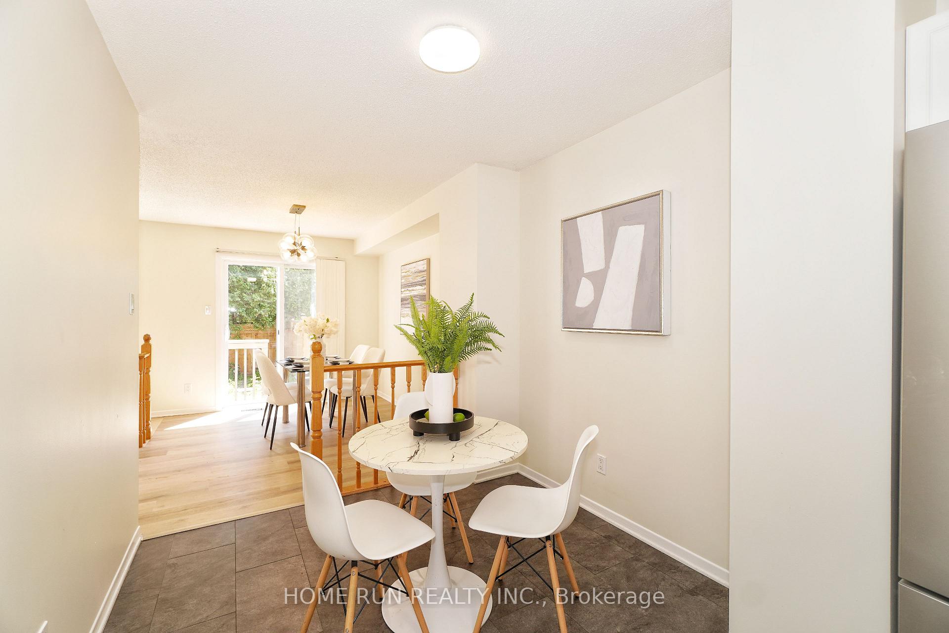 Photo 10 of 112 Cedarock Drive, Ottawa, Kanata - Bridlewood — HOMEH