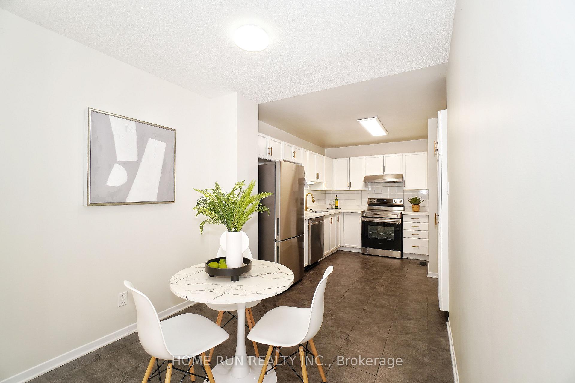 Photo 11 of 112 Cedarock Drive, Ottawa, Kanata - Bridlewood — HOMEH