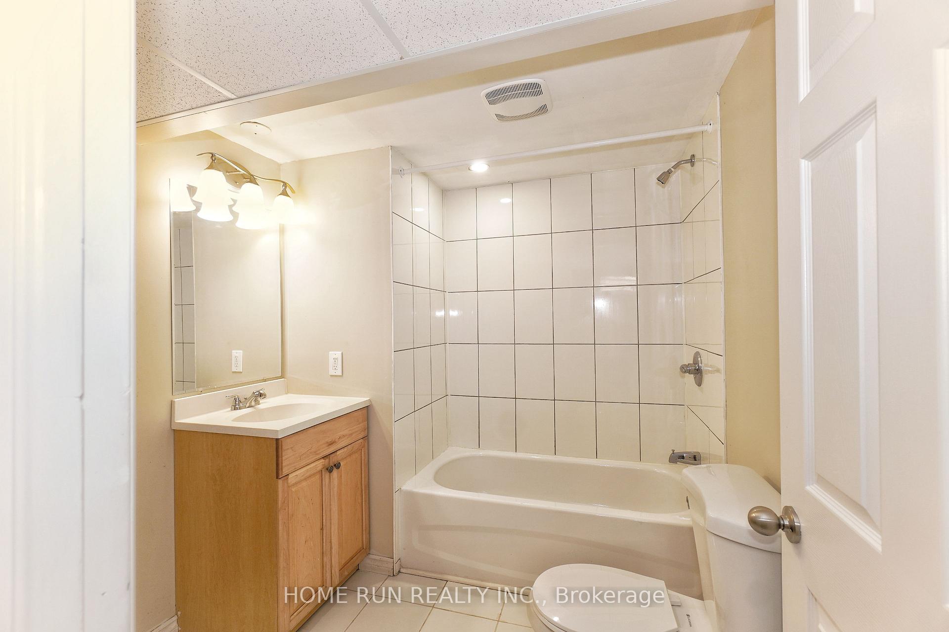 Photo 32 of 112 Cedarock Drive, Ottawa, Kanata - Bridlewood — HOMEH