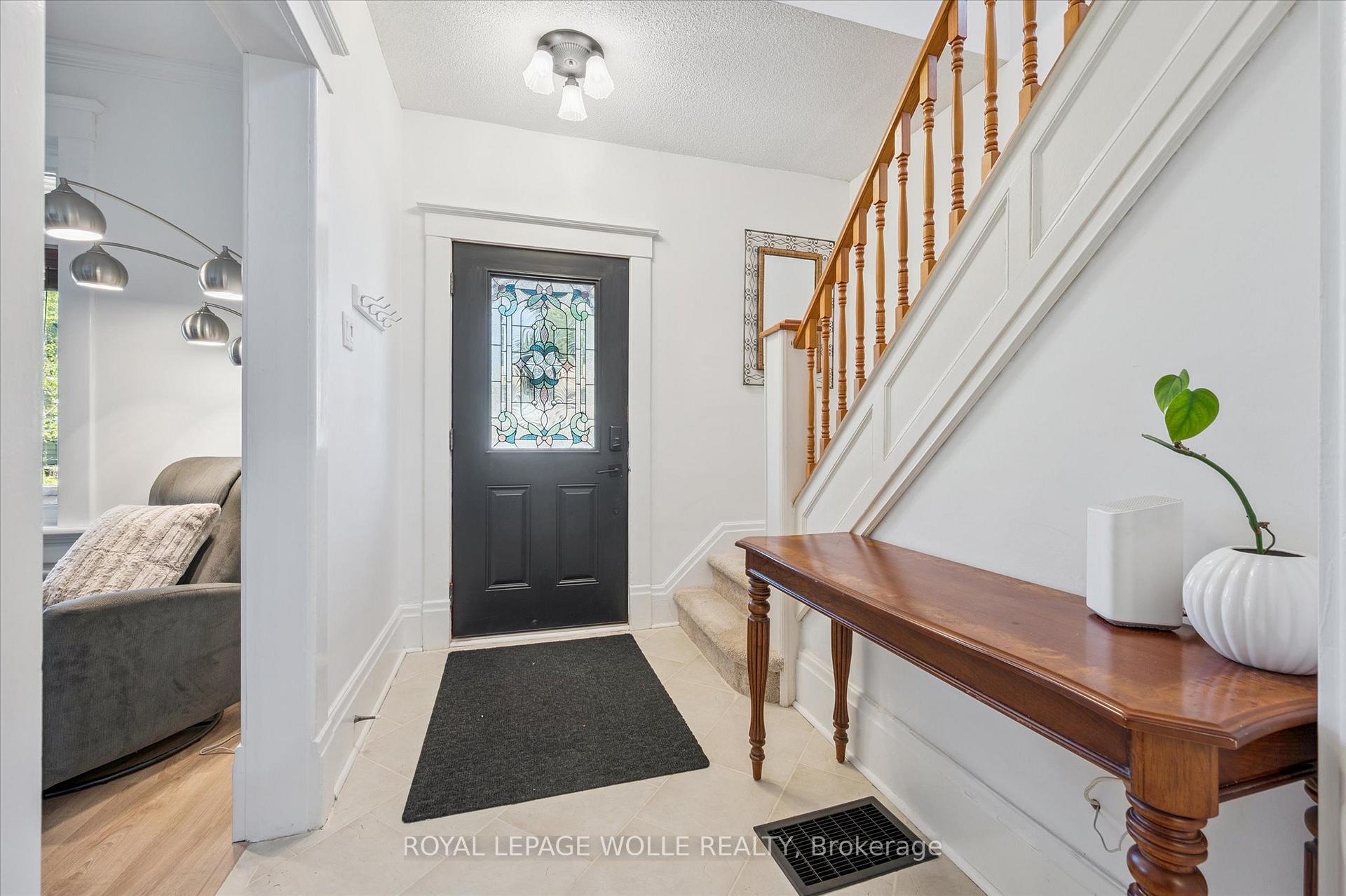 Photo 8 of 233 Duke Street E, Kitchener — HOMEH