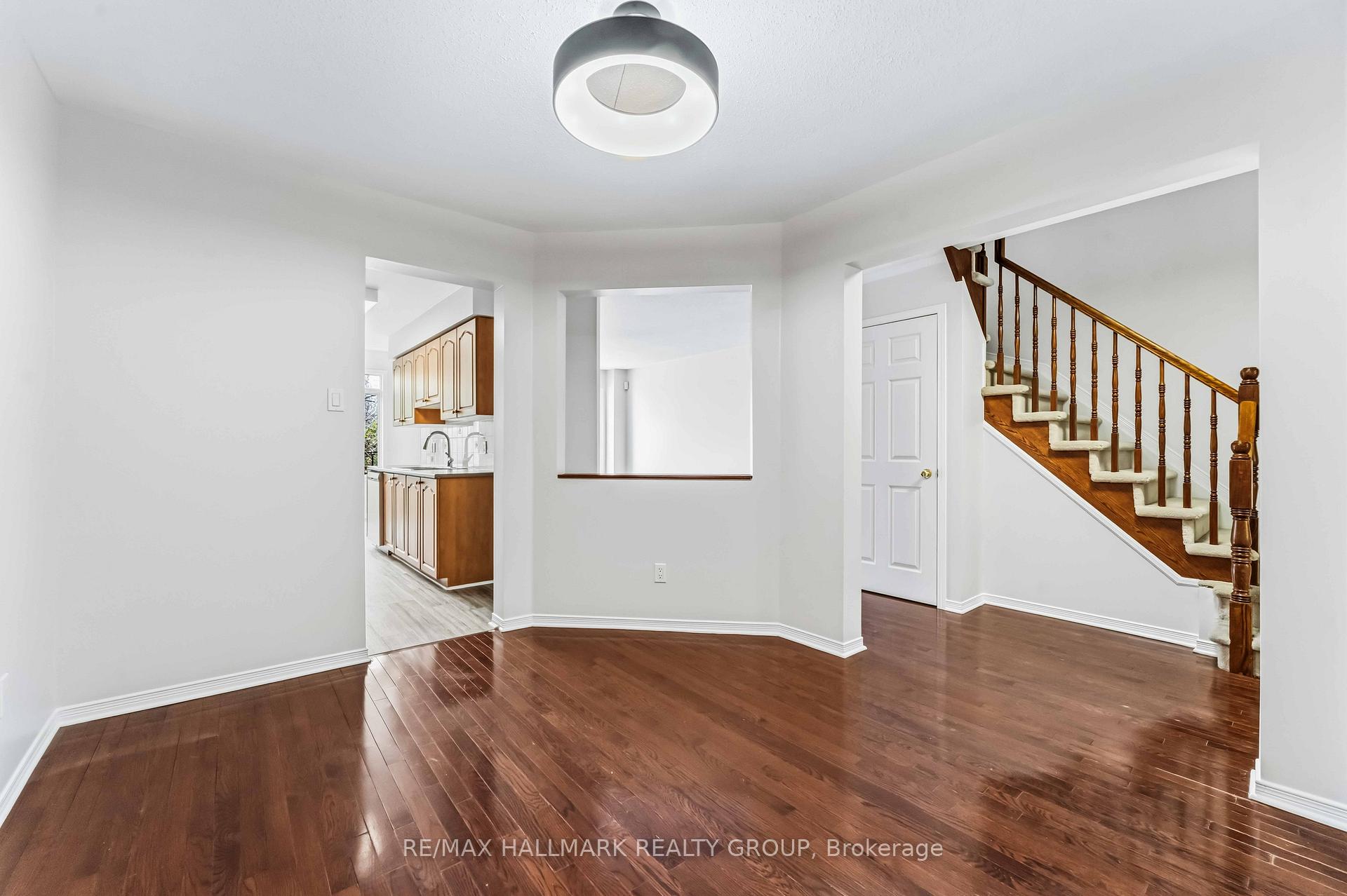 Photo 6 of 179 Gray Crescent, Ottawa, Kanata - Beaverbrook — HOMEH