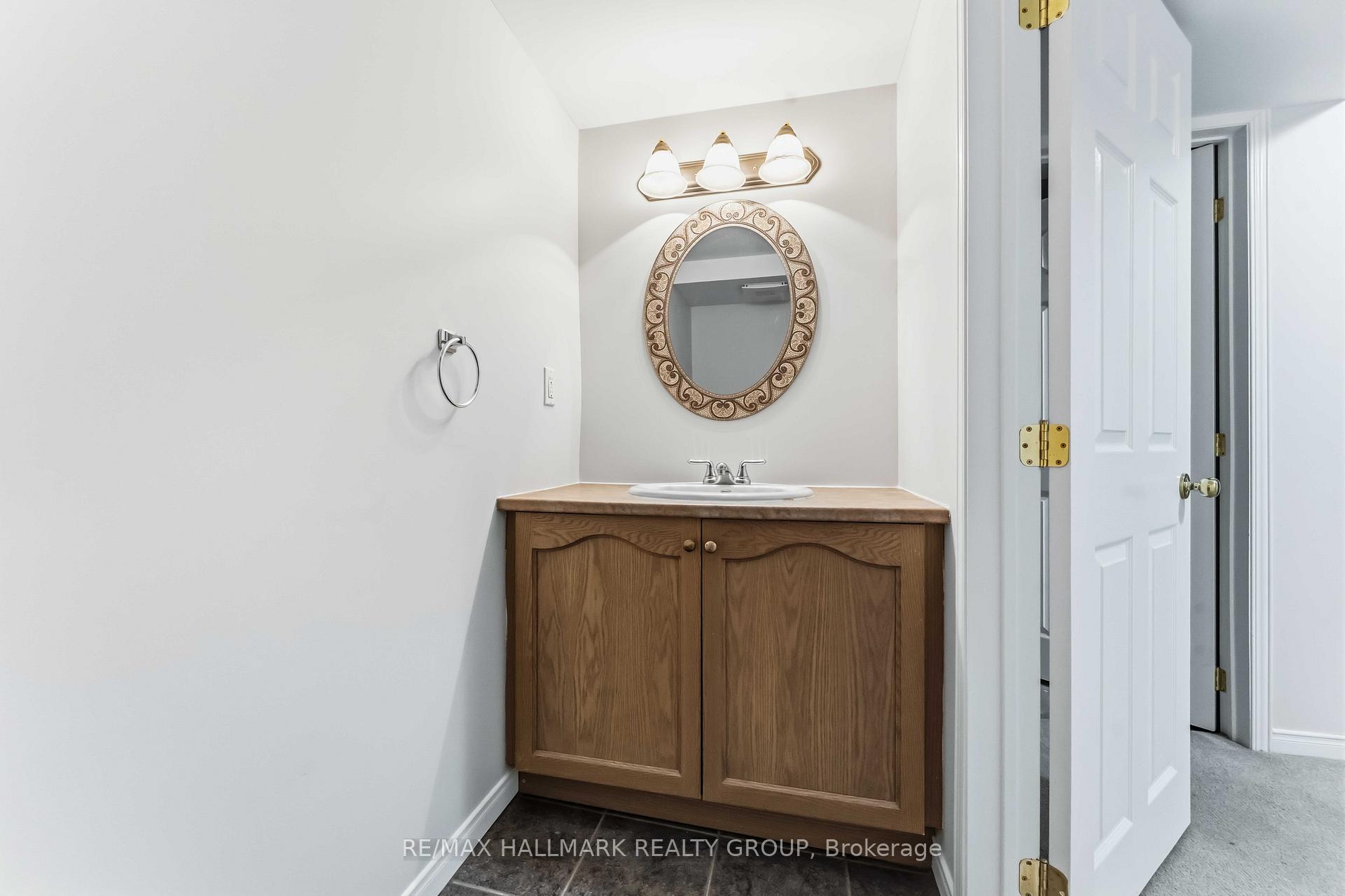 Photo 11 of 179 Gray Crescent, Ottawa, Kanata - Beaverbrook — HOMEH