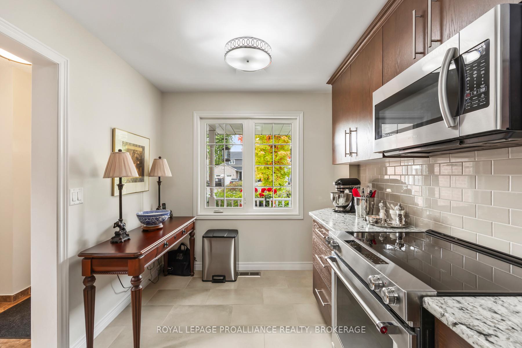 Photo 19 of 990 Lombardy Street, Kingston, South of Taylor-Kidd Blvd — HOMEH