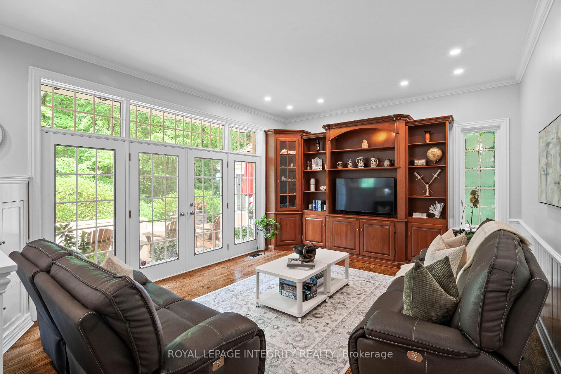 Photo 11 of 27 Marchbrook Circle, Ottawa, Kanata - Rural Kanata (Central) — HOMEH