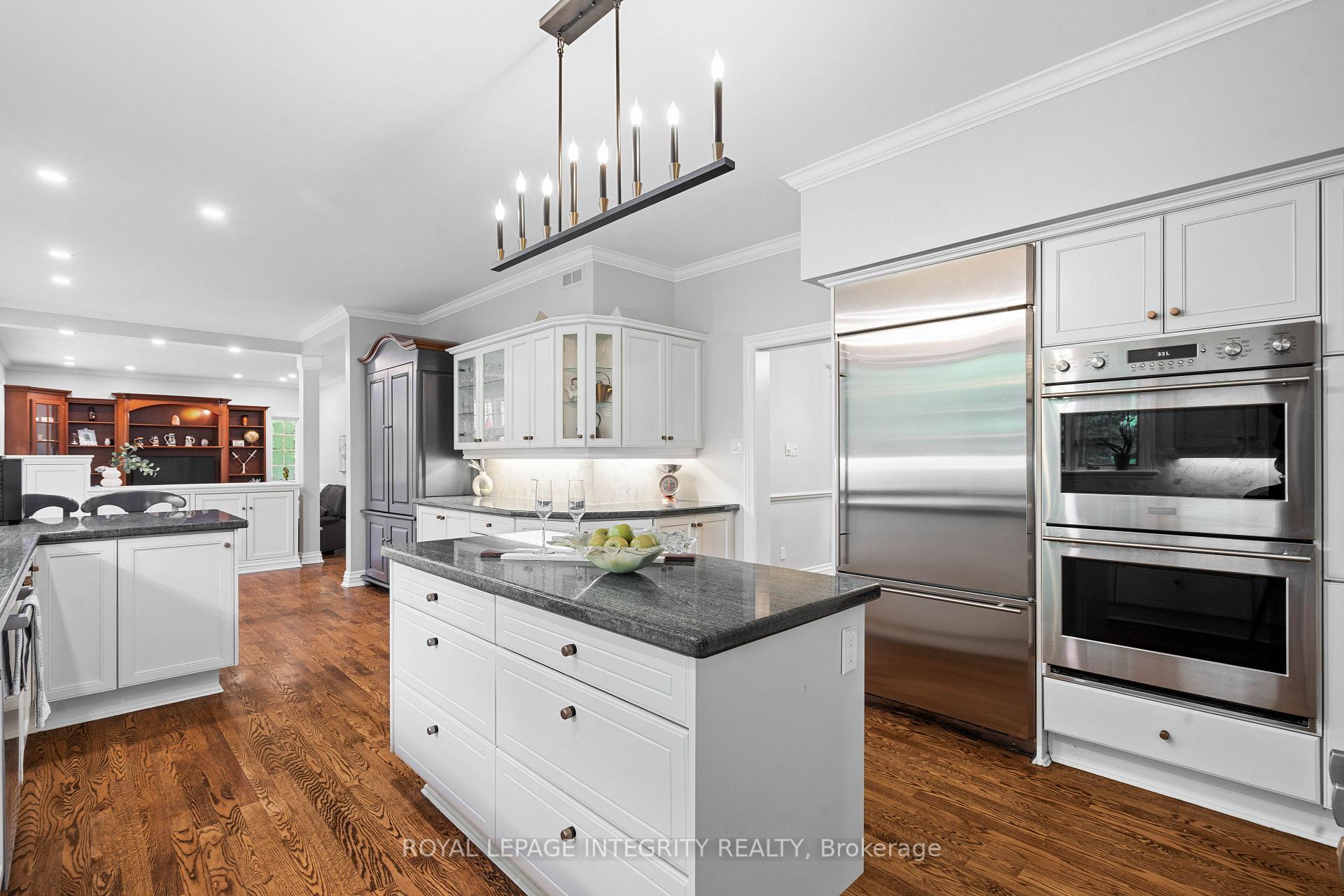 Photo 17 of 27 Marchbrook Circle, Ottawa, Kanata - Rural Kanata (Central) — HOMEH