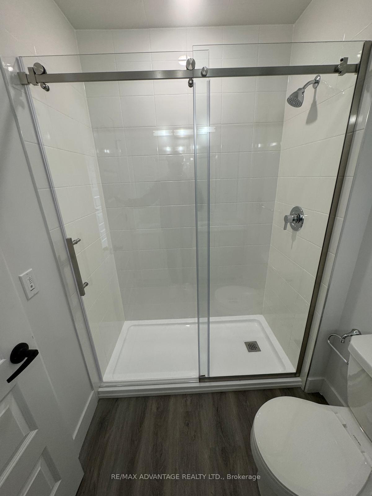 Photo 13 of Unit 412, 1000 Lackner Place, Kitchener — HOMEH