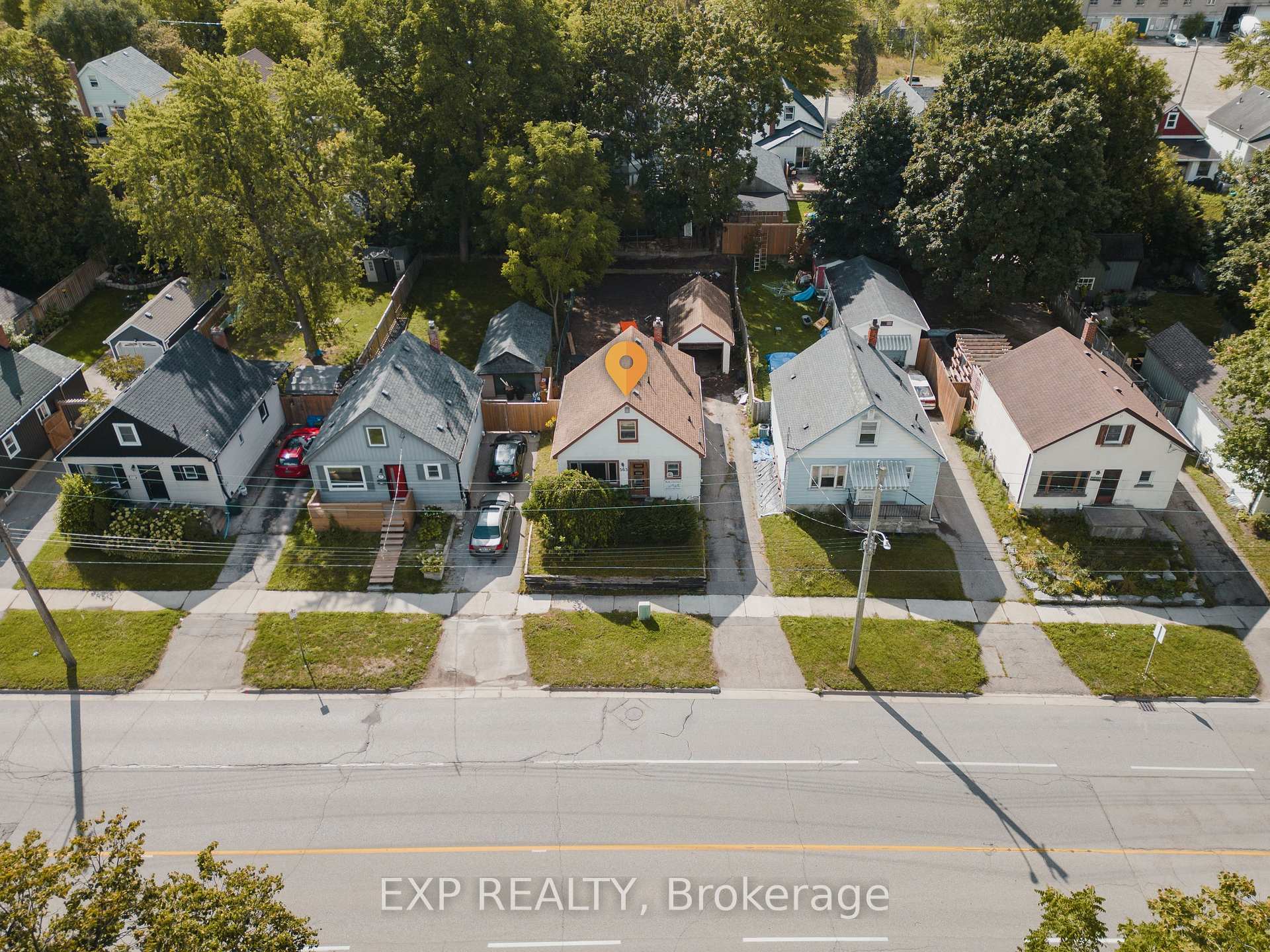 Photo 7 of 563 Wellington Street N, Kitchener — HOMEH
