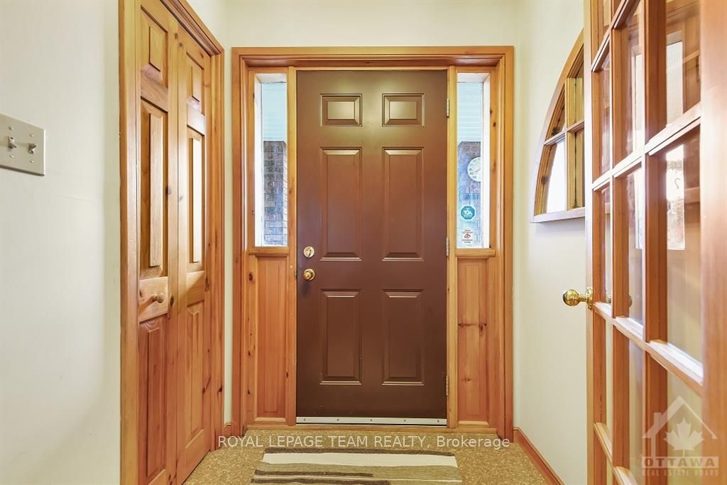 Photo 6 of 2836 White Lake Road, McNab/Braeside, Mcnab/Braeside Twps — HOMEH