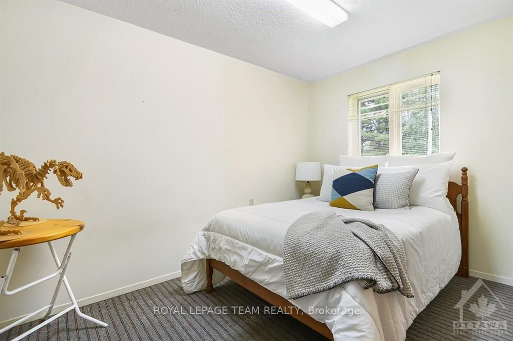 Photo 7 of 2836 White Lake Road, McNab/Braeside, Mcnab/Braeside Twps — HOMEH