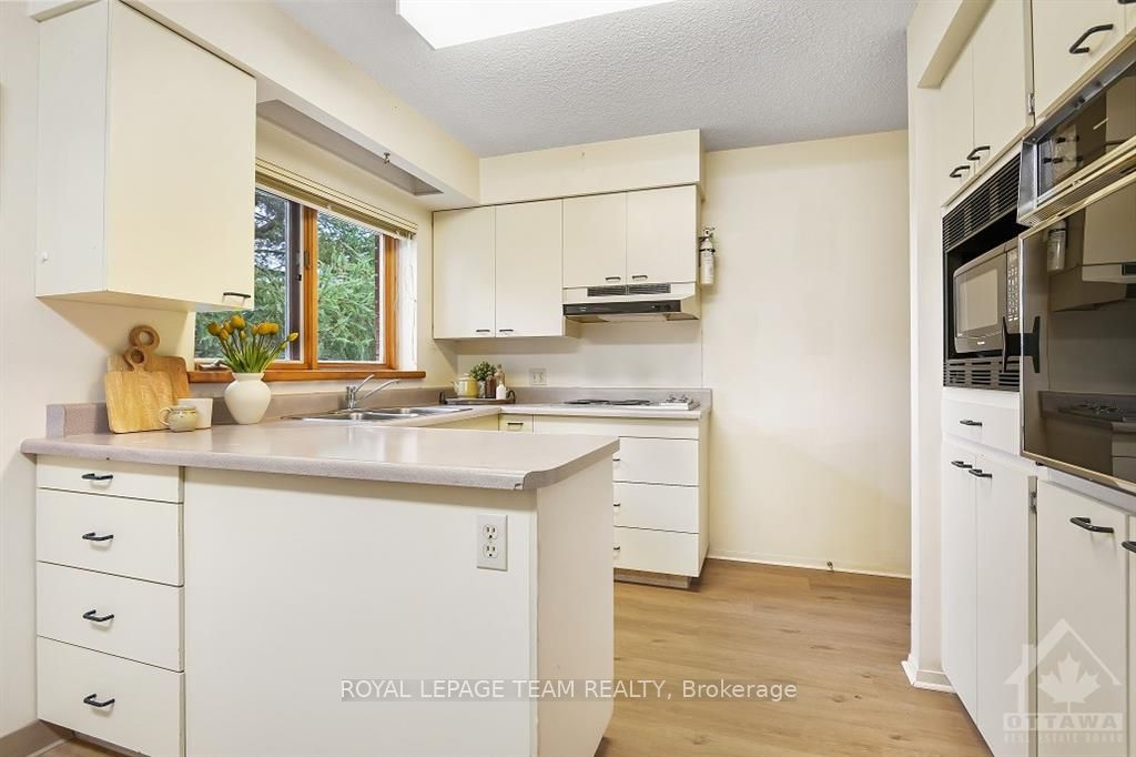 Photo 16 of 2836 White Lake Road, McNab/Braeside, Mcnab/Braeside Twps — HOMEH