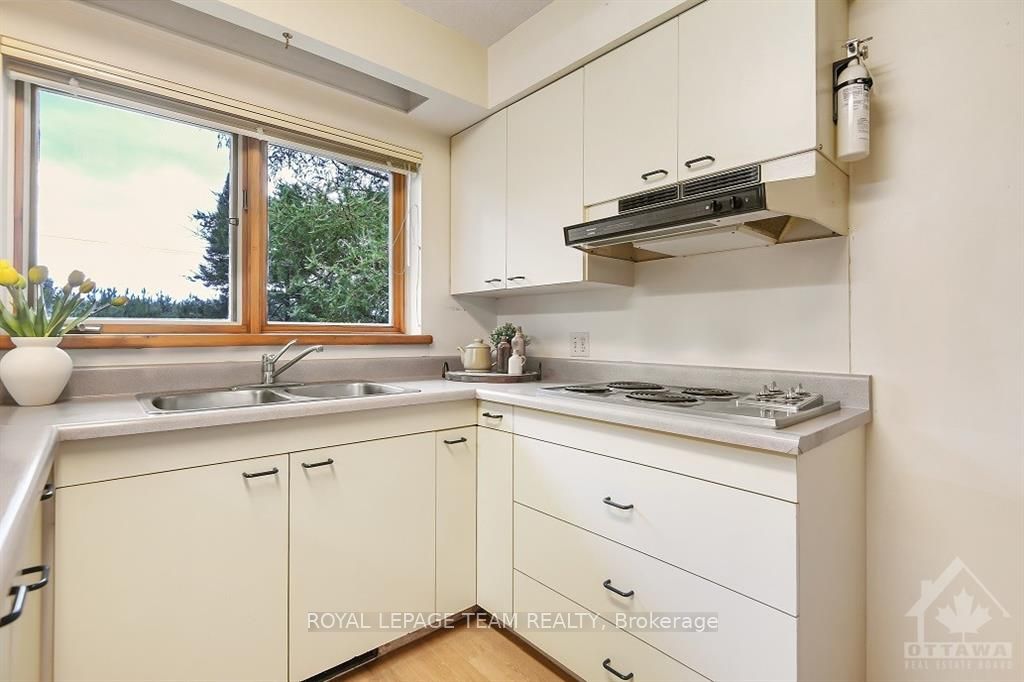 Photo 17 of 2836 White Lake Road, McNab/Braeside, Mcnab/Braeside Twps — HOMEH