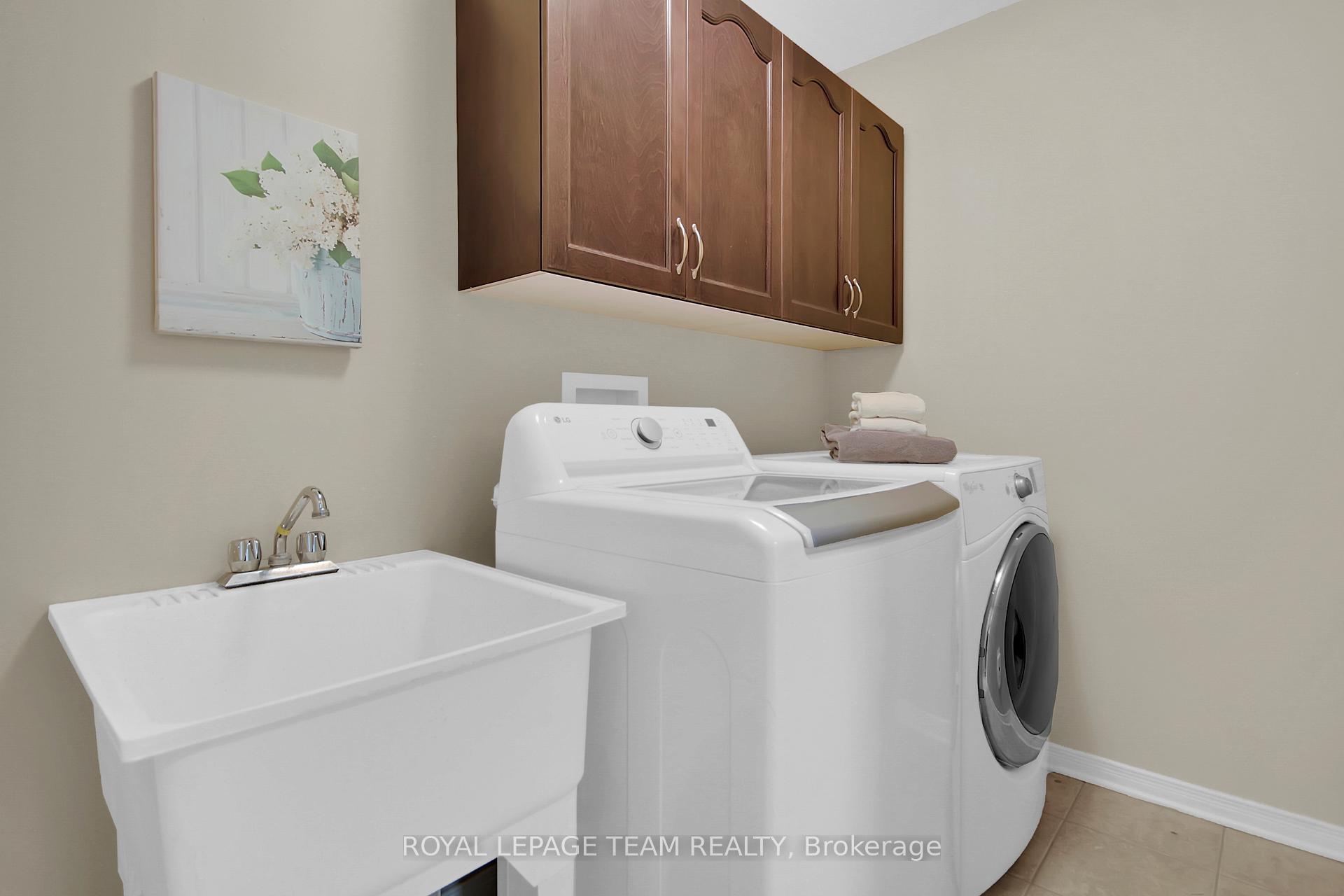 Photo 21 of 217 Balikun Heights, Ottawa, Kanata - Emerald Meadows/Trailwest — HOMEH