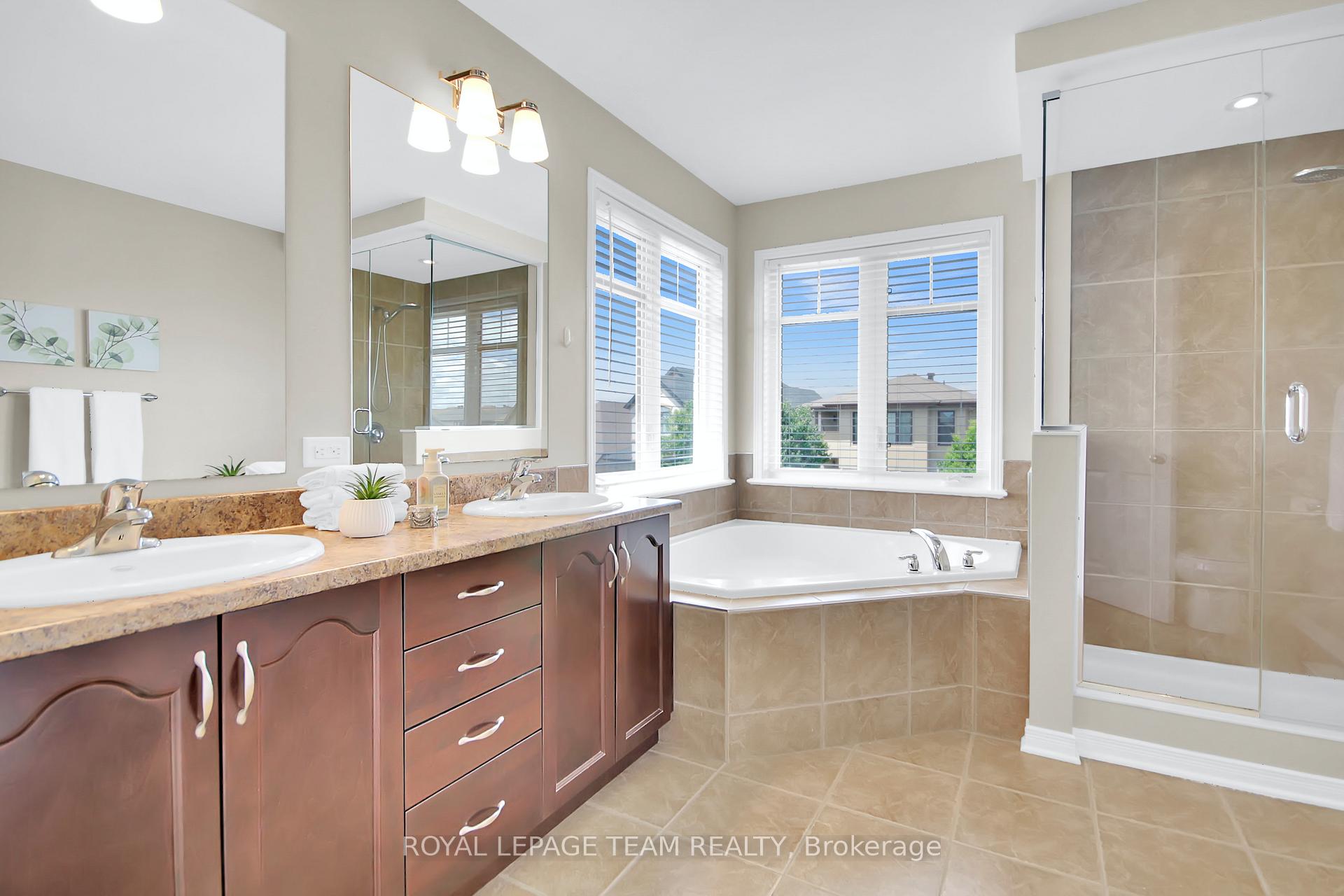 Photo 25 of 217 Balikun Heights, Ottawa, Kanata - Emerald Meadows/Trailwest — HOMEH