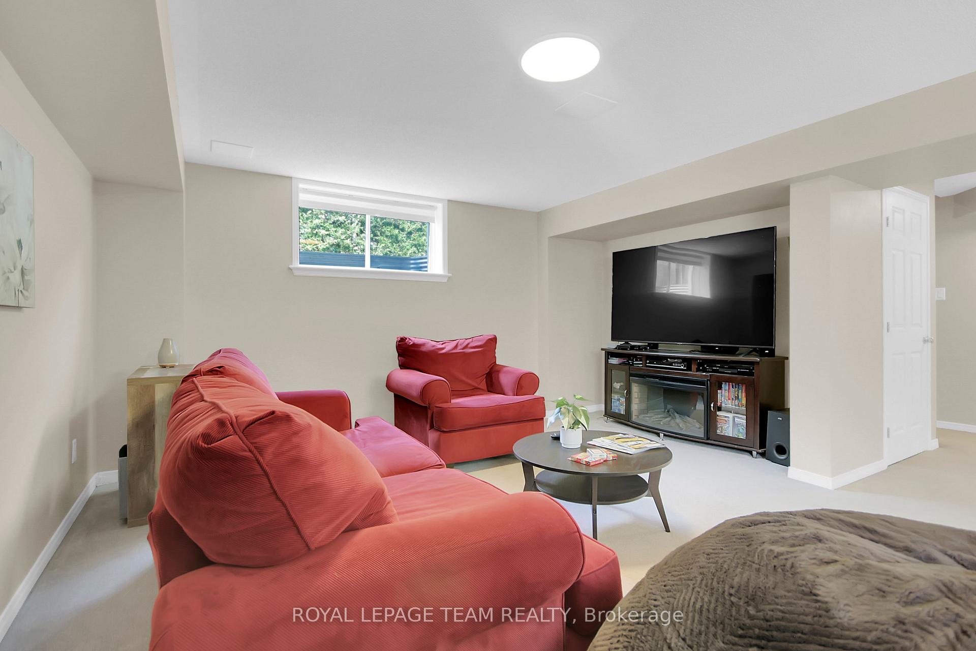 Photo 33 of 217 Balikun Heights, Ottawa, Kanata - Emerald Meadows/Trailwest — HOMEH