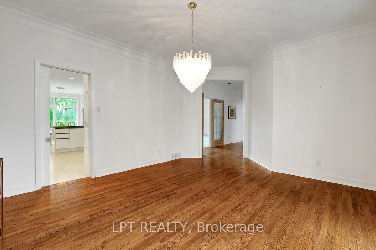 Photo 13 of 5626 Scobie Crescent, Ottawa, Manotick East to Manotick Station — HOMEH