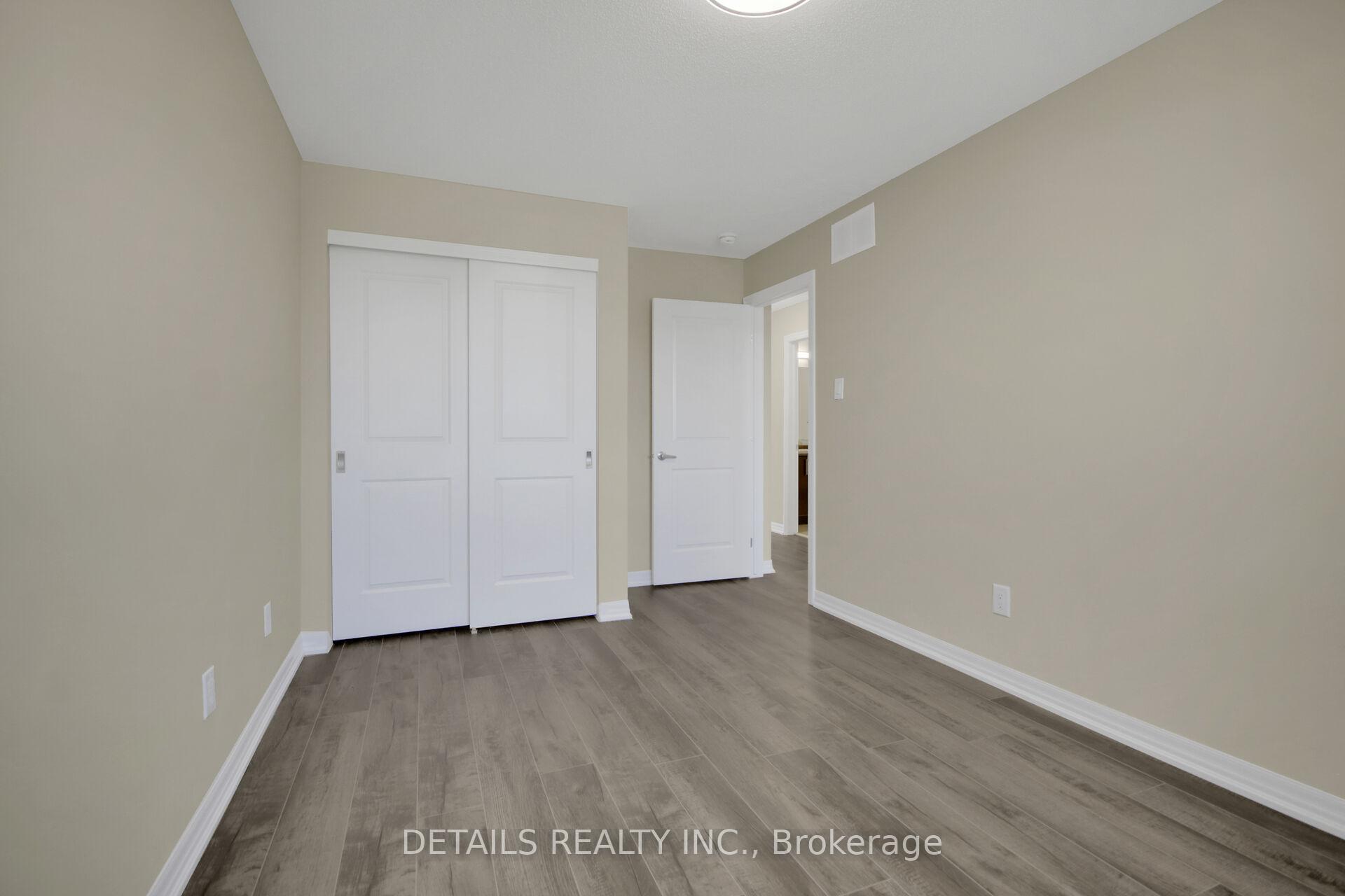 Photo 32 of 136 Overberg Way, Ottawa, Kanata - Emerald Meadows/Trailwest — HOMEH