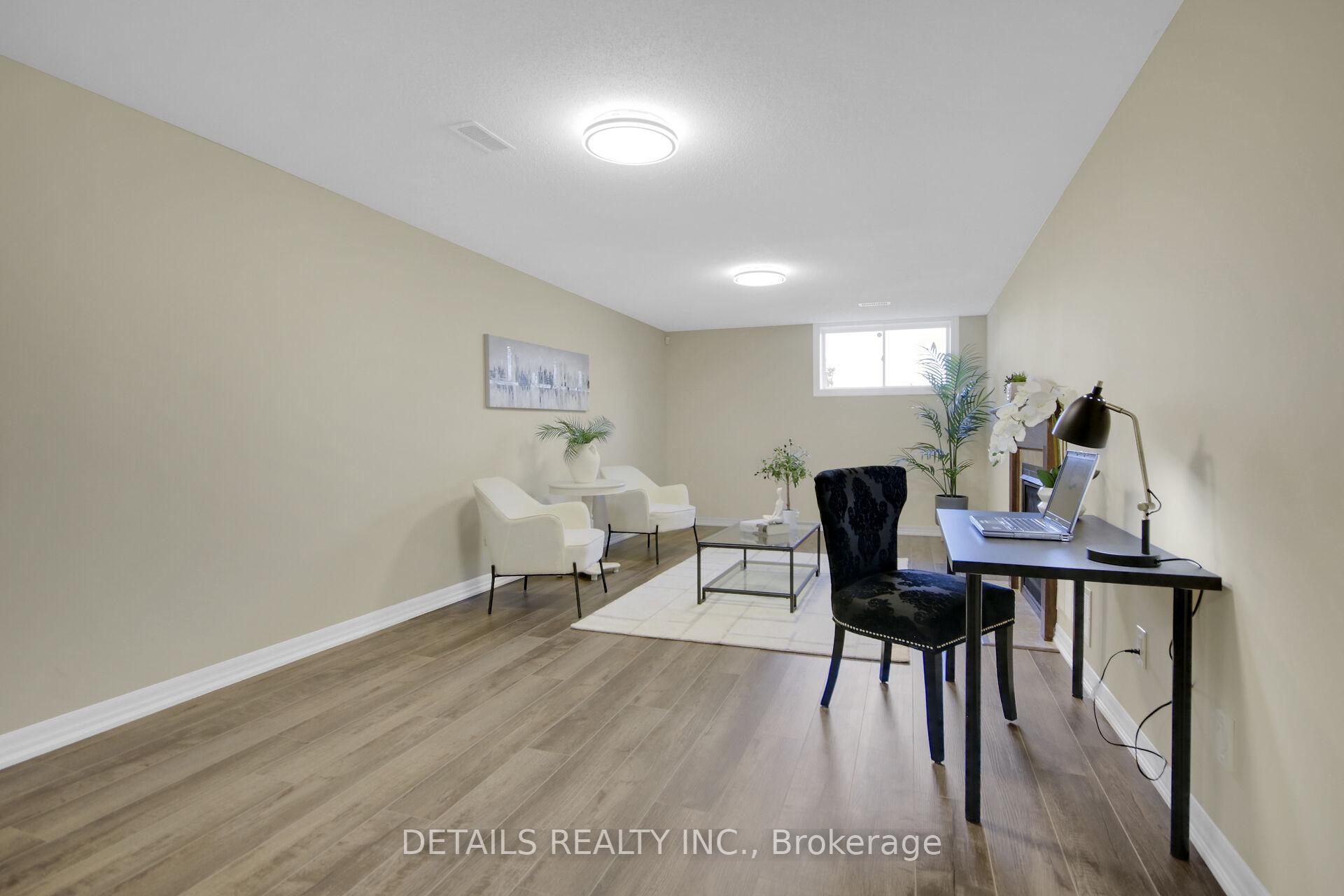 Photo 38 of 136 Overberg Way, Ottawa, Kanata - Emerald Meadows/Trailwest — HOMEH