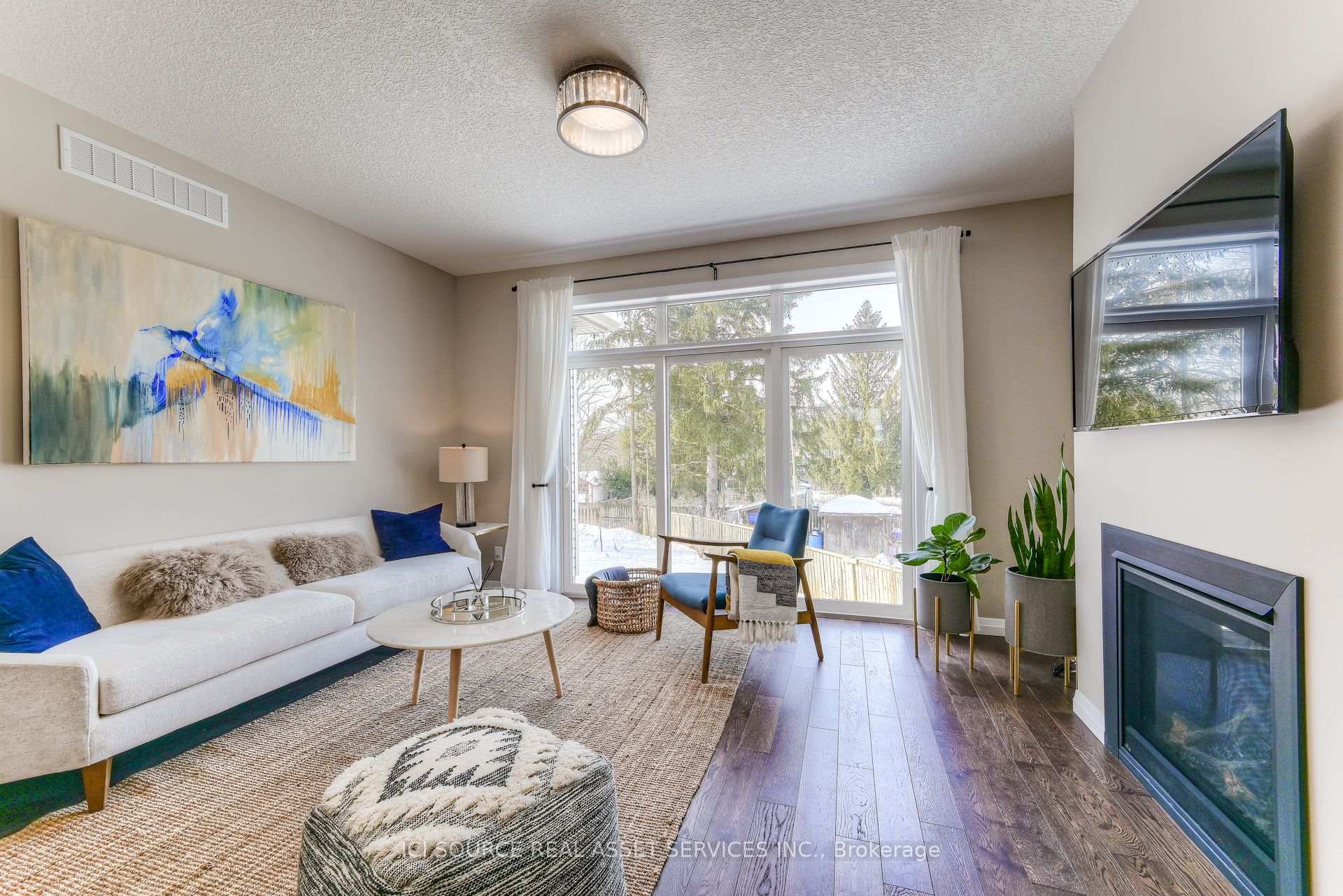 Photo 8 of 23 Drummond Drive, Kitchener, Lower Doon — HOMEH