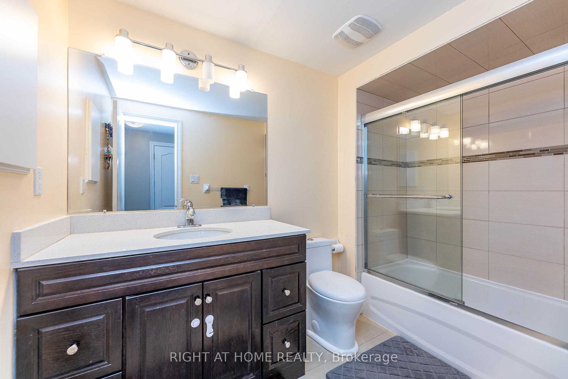 Photo 26 of 37 Cheeseman Drive, Markham, Milliken Mills West — HOMEH