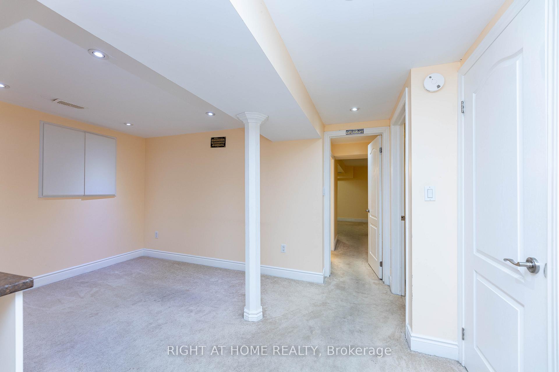Photo 29 of 37 Cheeseman Drive, Markham, Milliken Mills West — HOMEH