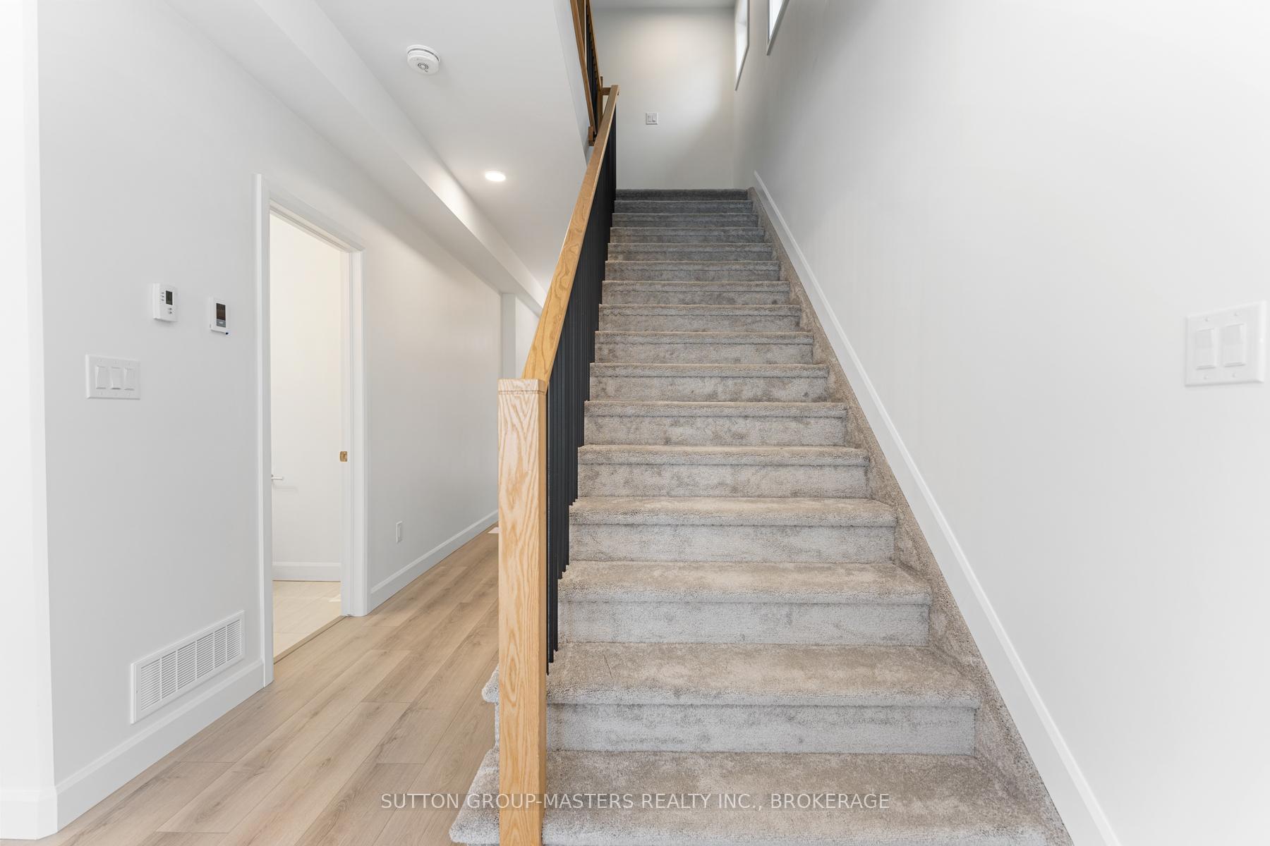 Photo 14 of 203 Superior Drive, Loyalist, Amherstview — HOMEH